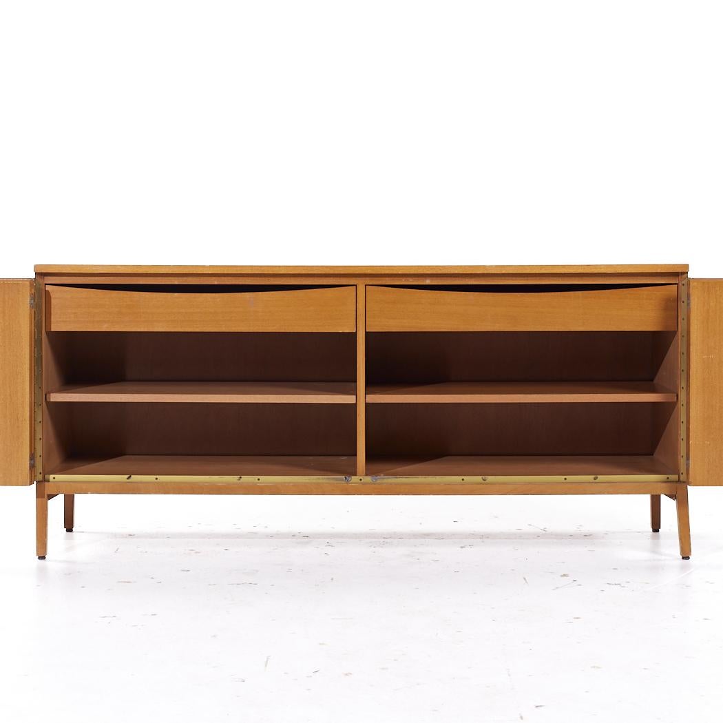 Mogano Paul McCobb per Calvin Credenza in mogano del Medioevo in vendita