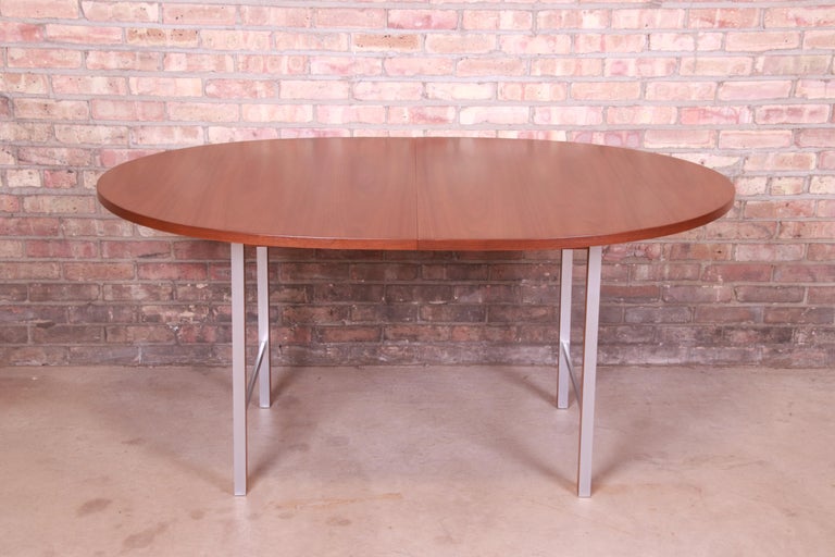 Paul McCobb for Calvin Mid-Century Modern Walnut Dining Table, Newly Refinished 2