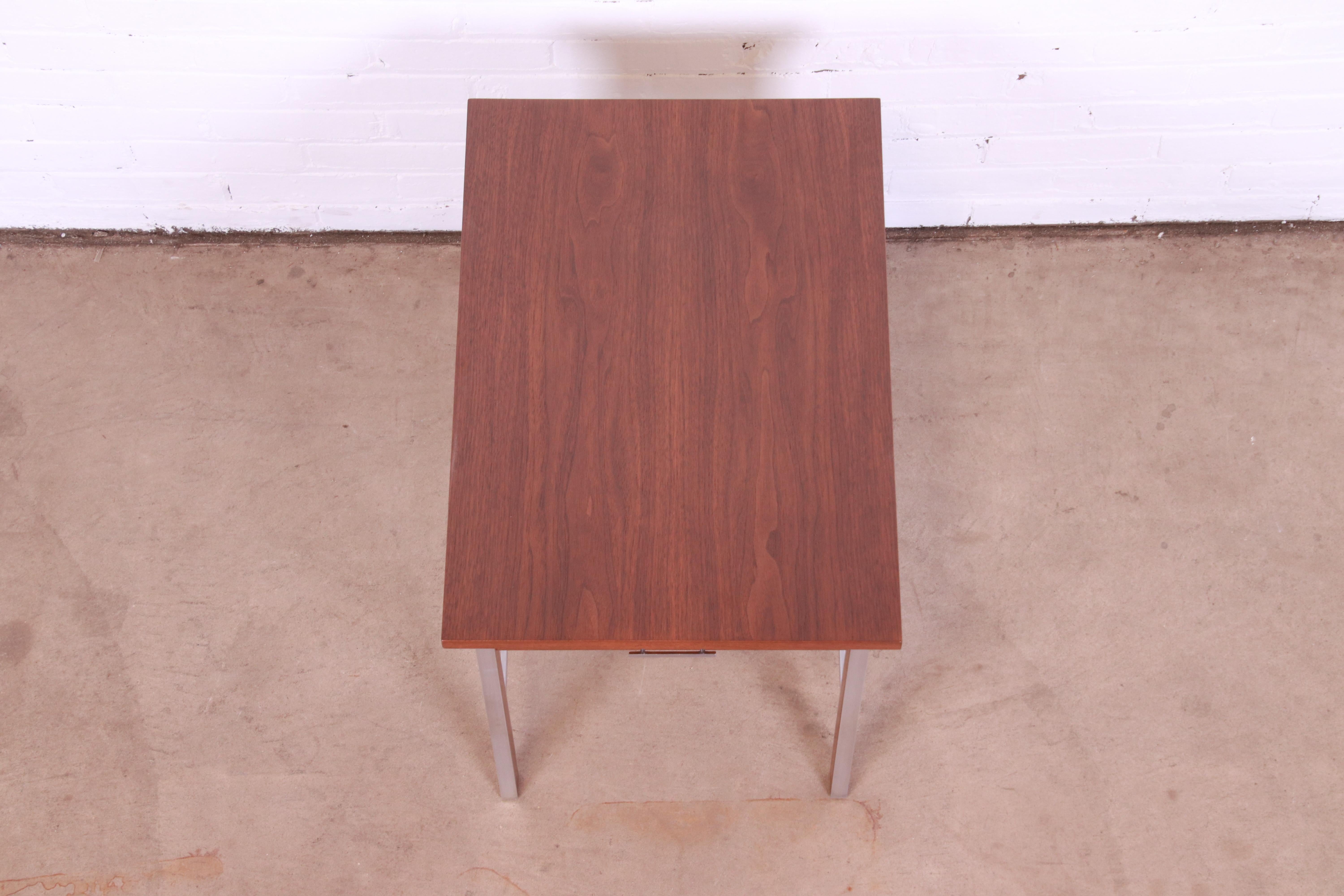 Paul McCobb for Calvin Mid-Century Modern Walnut Nightstand, Newly Refinished For Sale 4