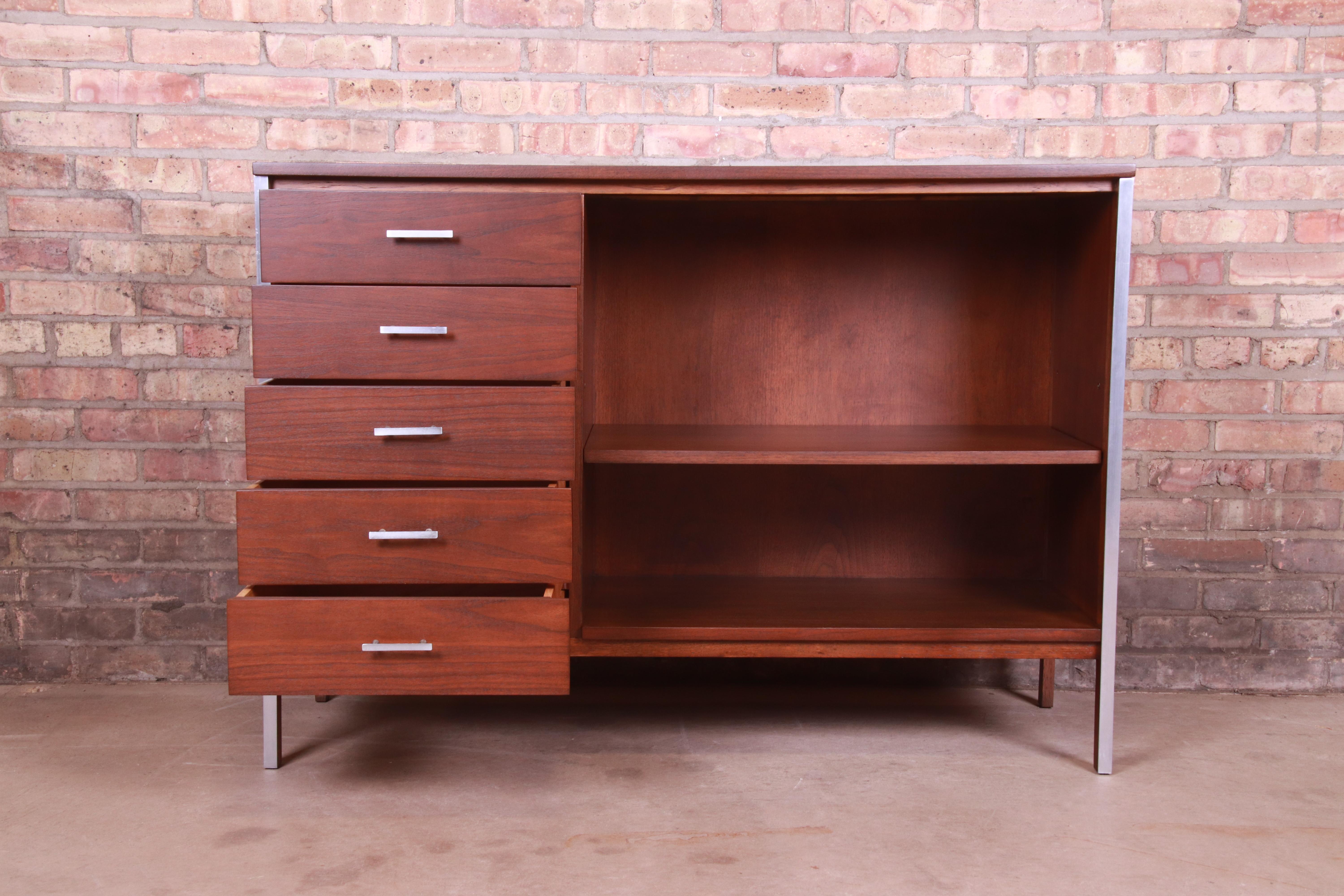 Paul McCobb for Calvin Mid-Century Modern Walnut Sideboard Credenza, Refinished 1