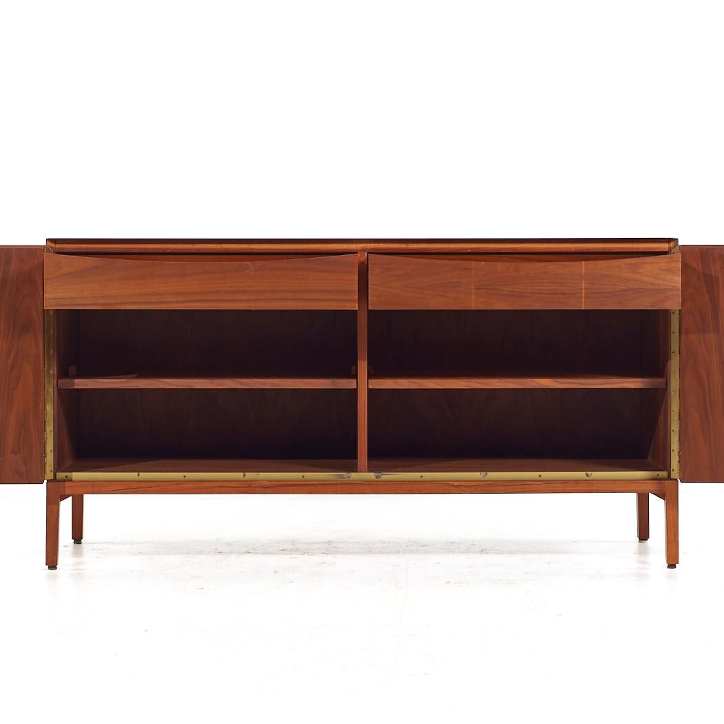 Paul McCobb for Calvin Mid Century Vitrolite and Bleached Mahogany Credenza For Sale 4