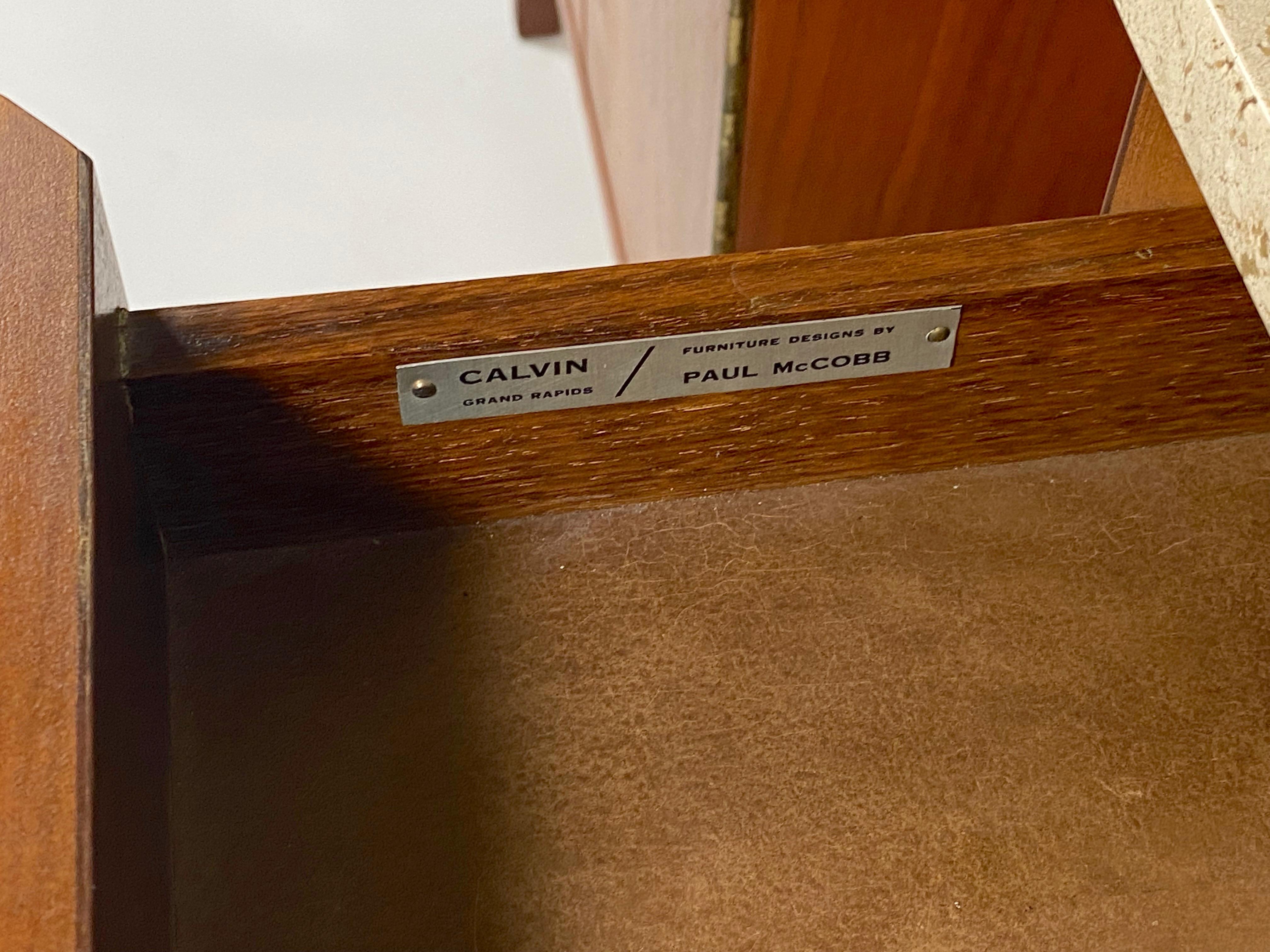 Paul McCobb for Calvin Nightstands in Walnut and Travertine In Good Condition In Oakland, CA