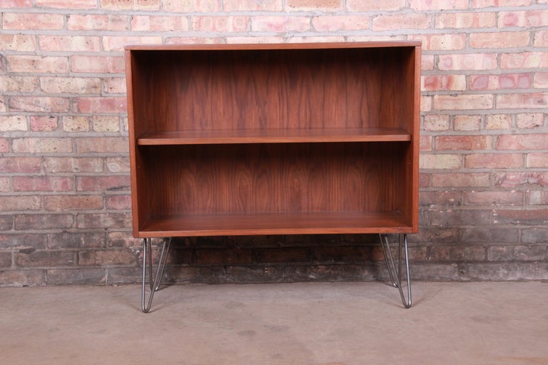 Paul McCobb for Calvin Walnut Bookcase on Hairpin Legs, Newly ...