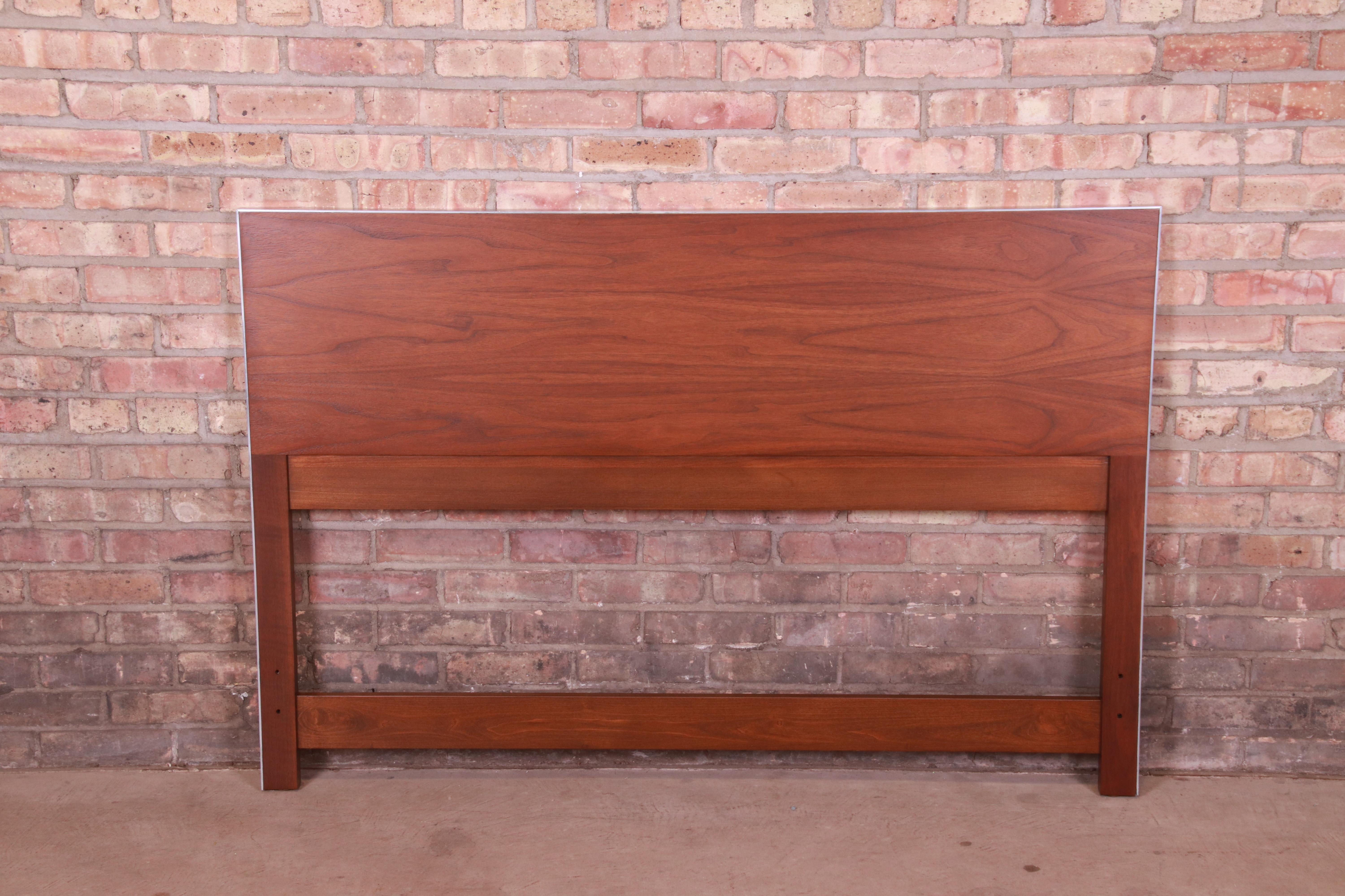 A gorgeous mid-century modern full size headboard

Designed by Paul McCobb for Calvin Furniture, 