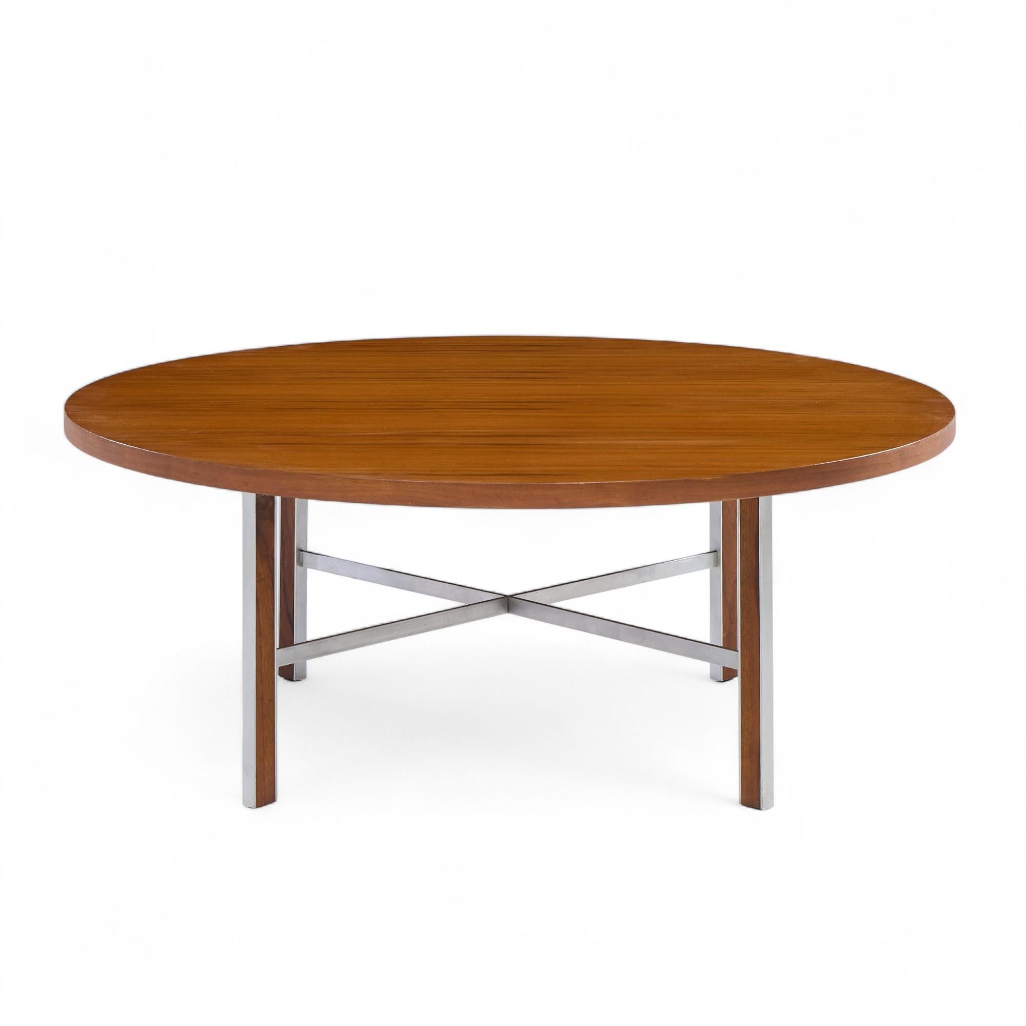 Paul McCobb for Delineator Mid Century Round Coffee Table

This coffee table measures: 42 wide x 42 deep x 15.5 inches high

All pieces of furniture can be had in what we call restored vintage condition. That means the piece is restored upon