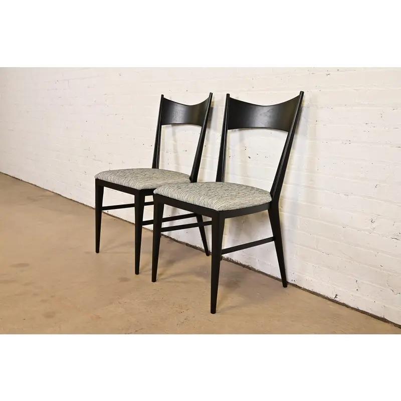 Paul McCobb für Directional Schwarz lackierte Fliege Esszimmerstühle, Paar (amerikanisch) im Angebot