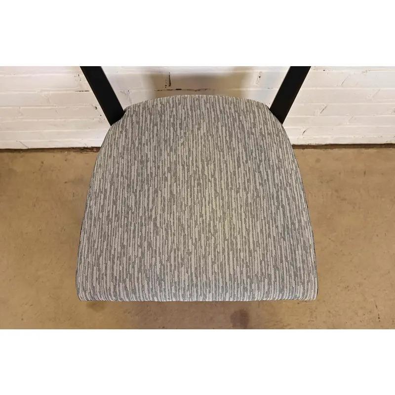 Paul McCobb für Directional Schwarz lackierte Esszimmerstühle, vollst�ändig restauriert im Angebot 3