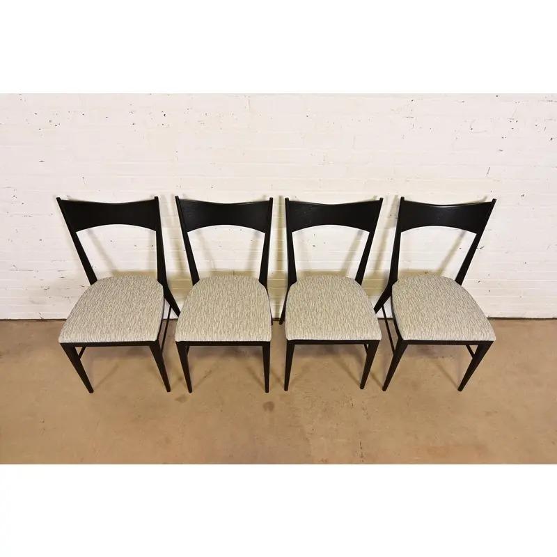 Paul McCobb für Directional Schwarz lackierte Esszimmerstühle, vollständig restauriert (Mitte des 20. Jahrhunderts) im Angebot