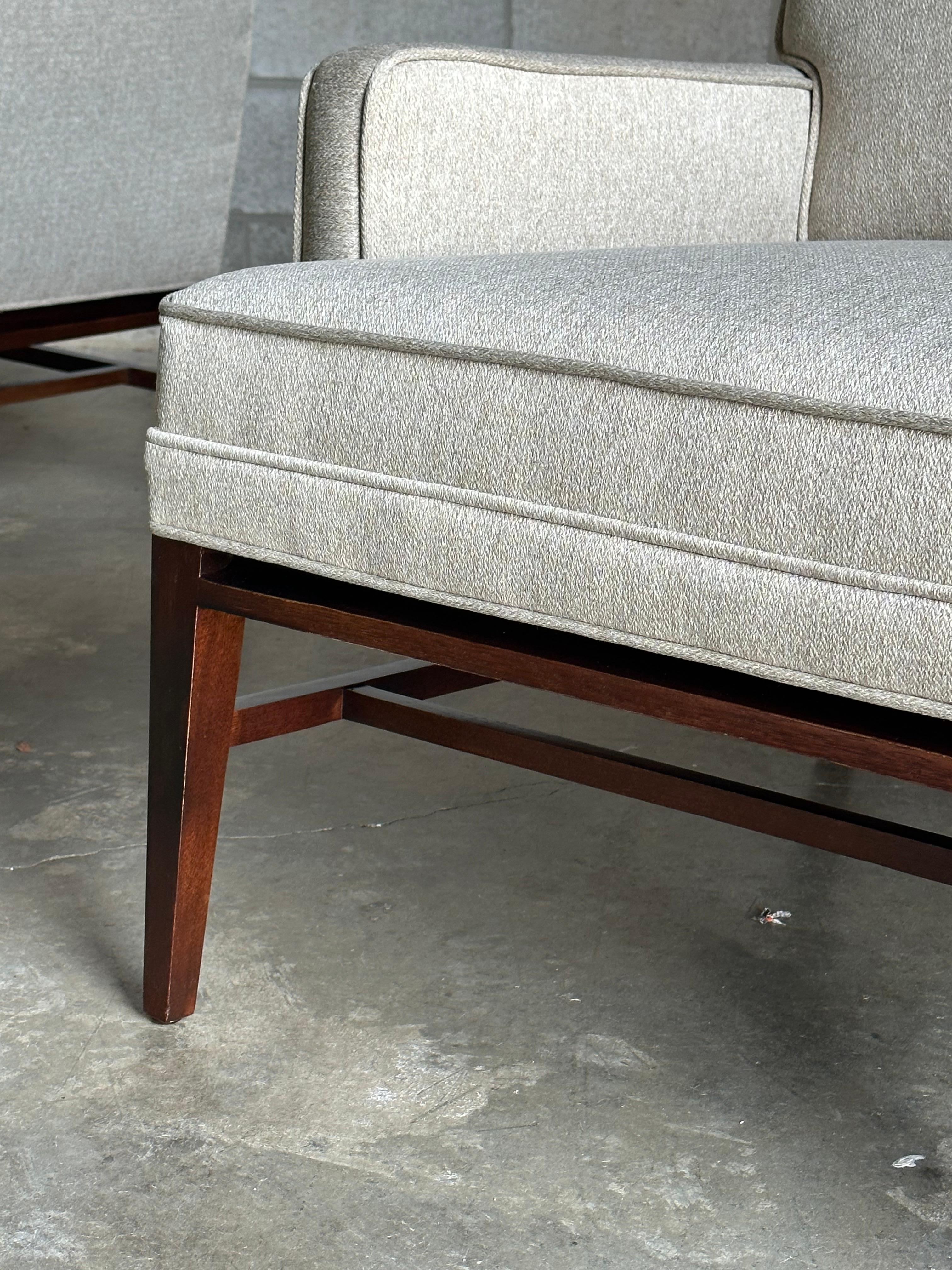 Tissu d'ameublement Paul McCobb for Directional Lounge Chairs - Une paire en vente