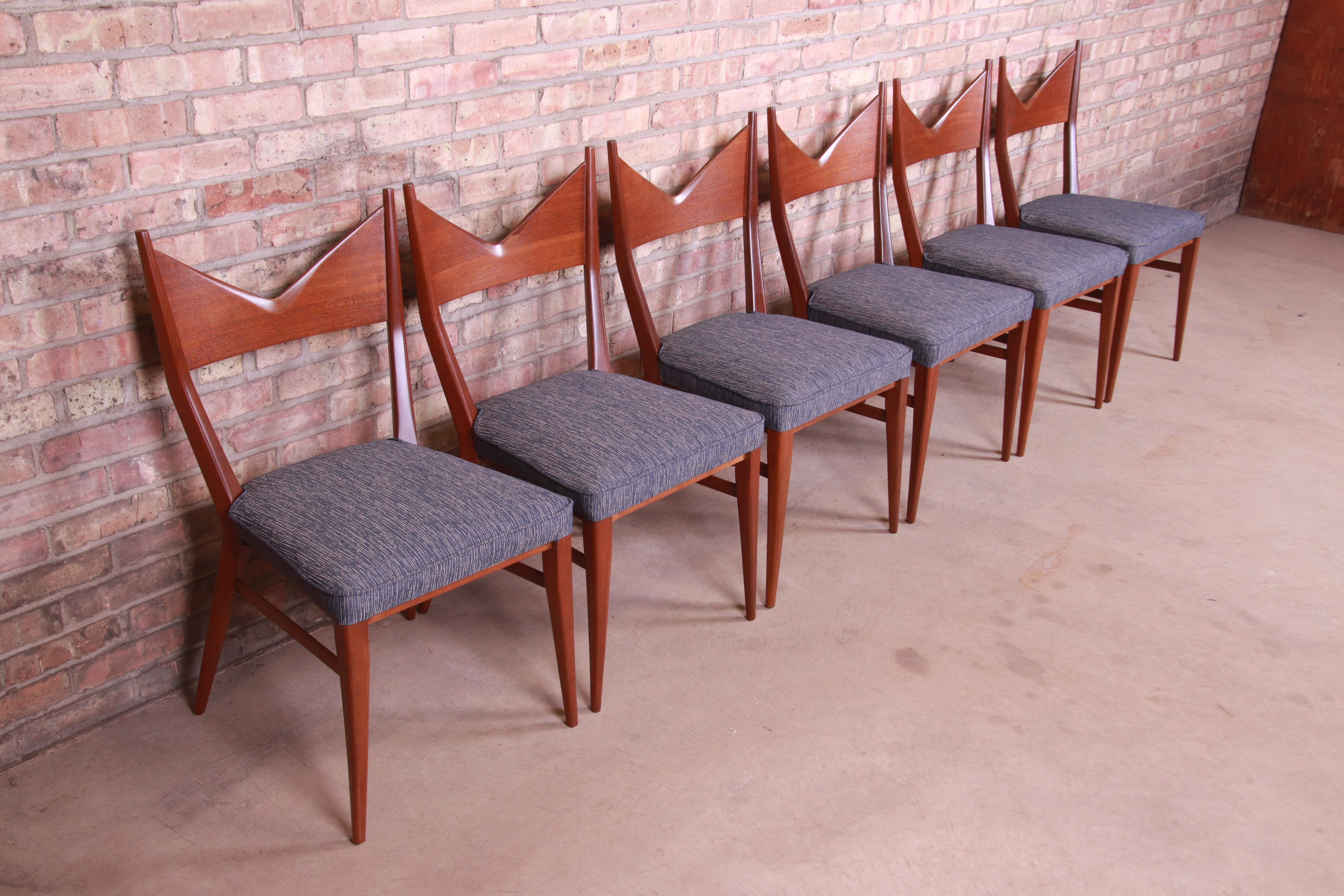 Paul McCobb for Directional Mahogany Bowtie Dining Chairs, Fully Restored In Good Condition For Sale In South Bend, IN