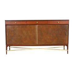 Paul McCobb per Directional Credenza in mogano, ottone e pelle, rifinito