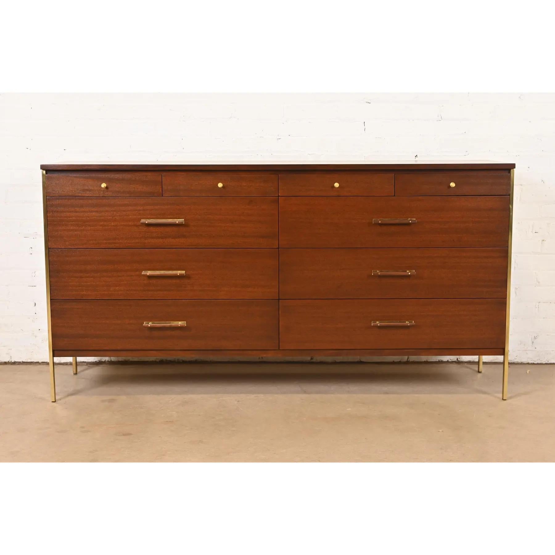 Paul McCobb für Directional Mid-Century Modern Zehn-Schubladen-Kommode, neu lackiert (Moderne der Mitte des Jahrhunderts) im Angebot