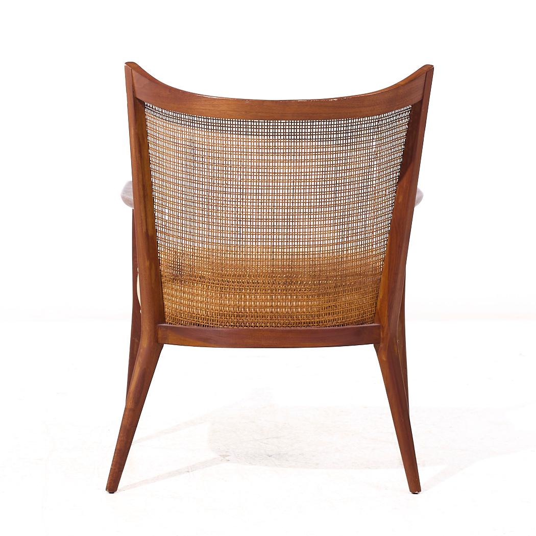 Paul McCobb pour Directional Chaise longue en noyer et rotin du milieu du siècle dernier Bon état - En vente à Countryside, IL