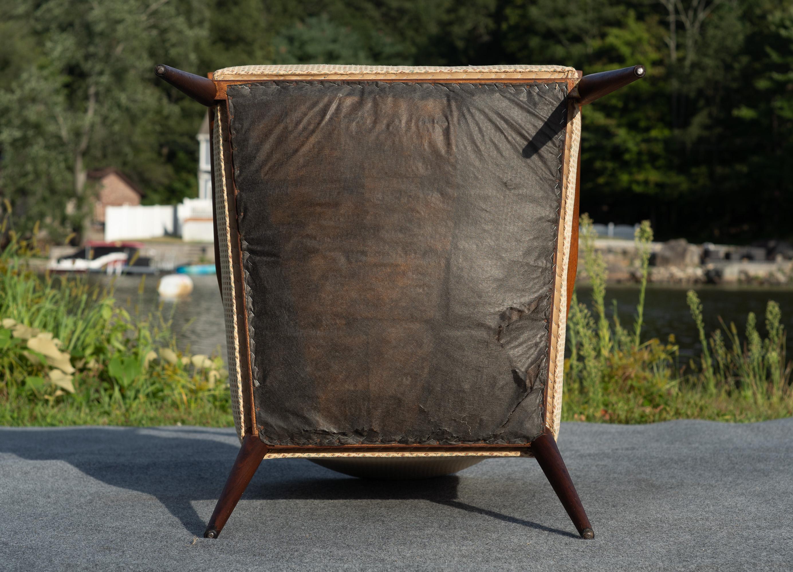 Paul McCobb for Directional Model 1321 Lounge Chair in Walnut & Light Upholstery For Sale 8