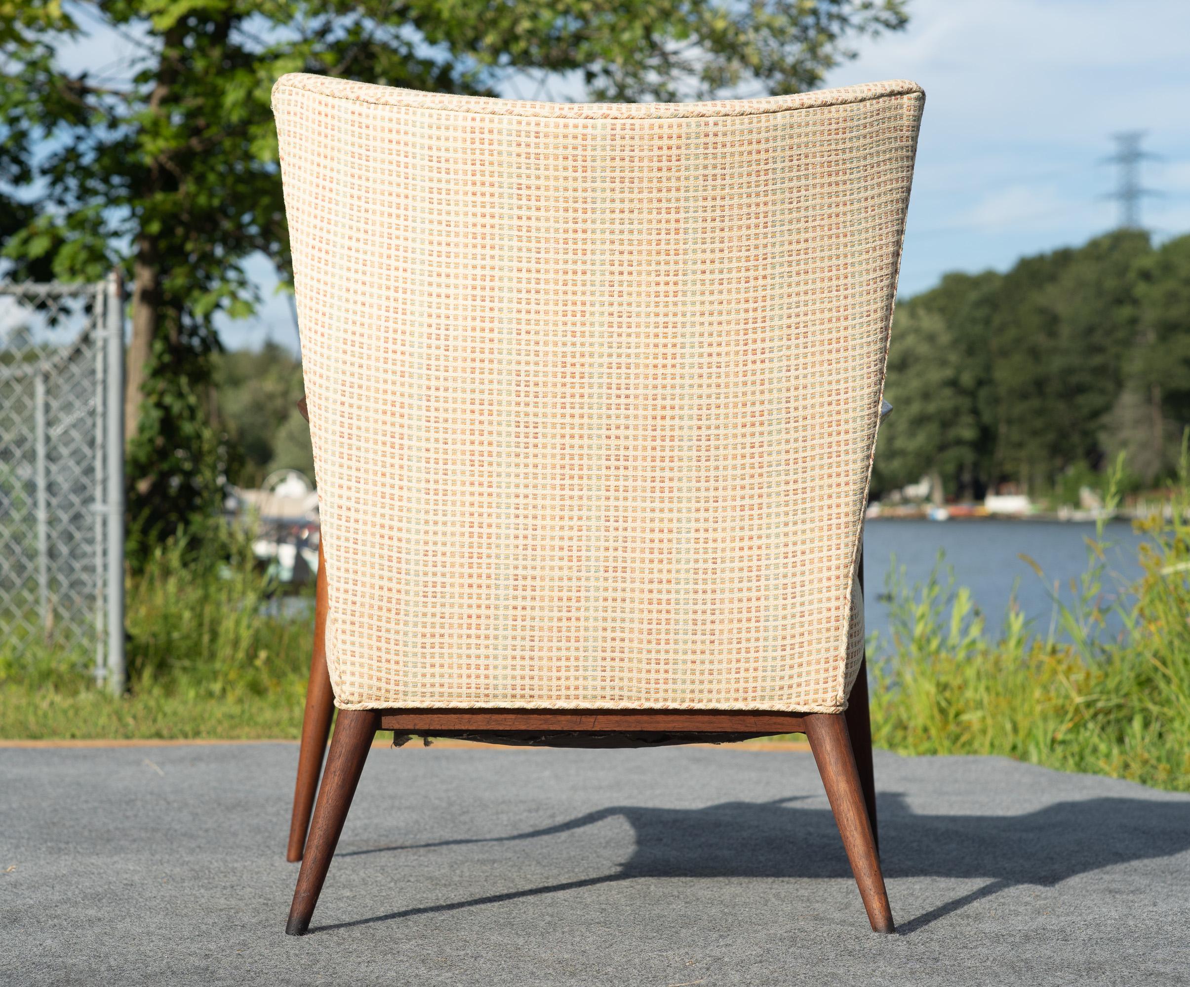 Paul McCobb for Directional Model 1321 Lounge Chair in Walnut & Light Upholstery For Sale 1
