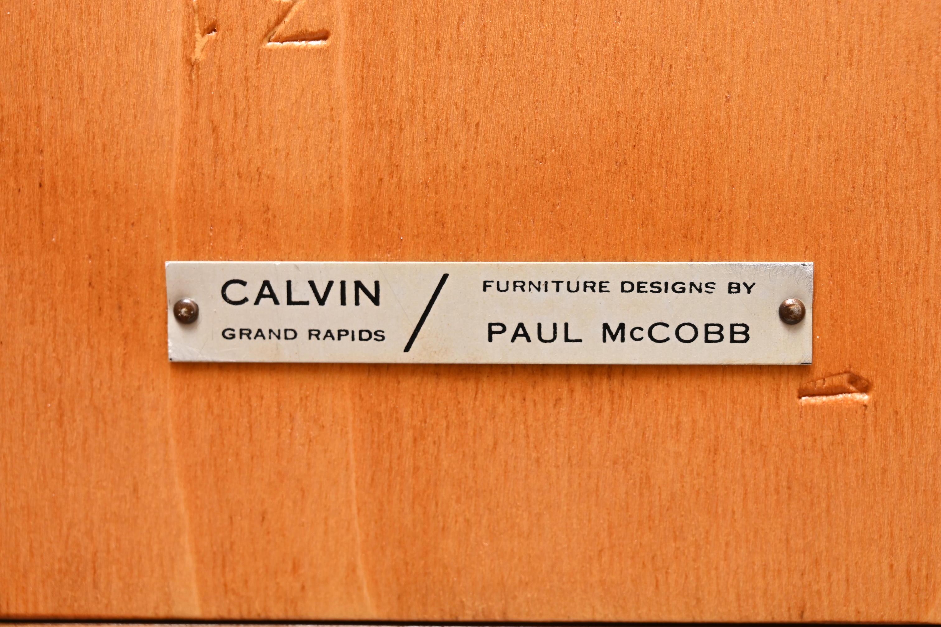 Paul McCobb for Directional Walnut and Brass Boat-Shaped Extension Dining Table 5