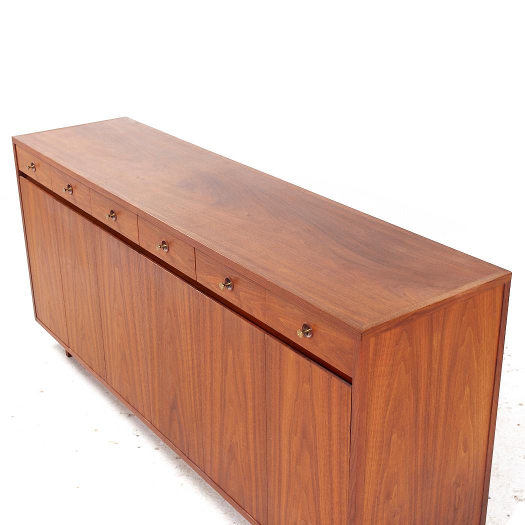 Late 20th Century Paul McCobb for H Sacks & Sons Mid Century 14 Drawer Walnut Dresser For Sale