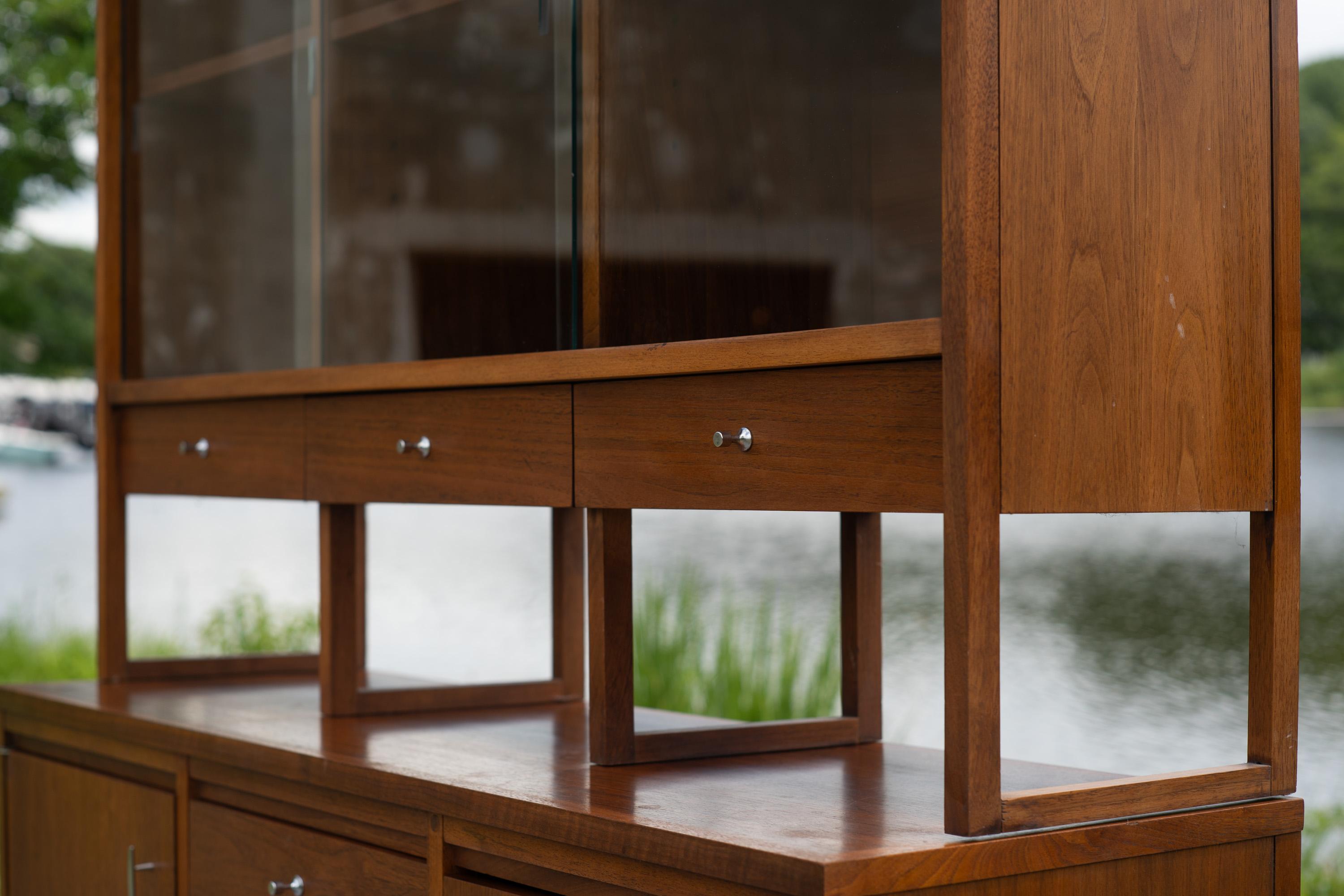 Paul McCobb for Lane Delineator Walnut & Rosewood Cabinet & Bookshelf 271-62/63 For Sale 8