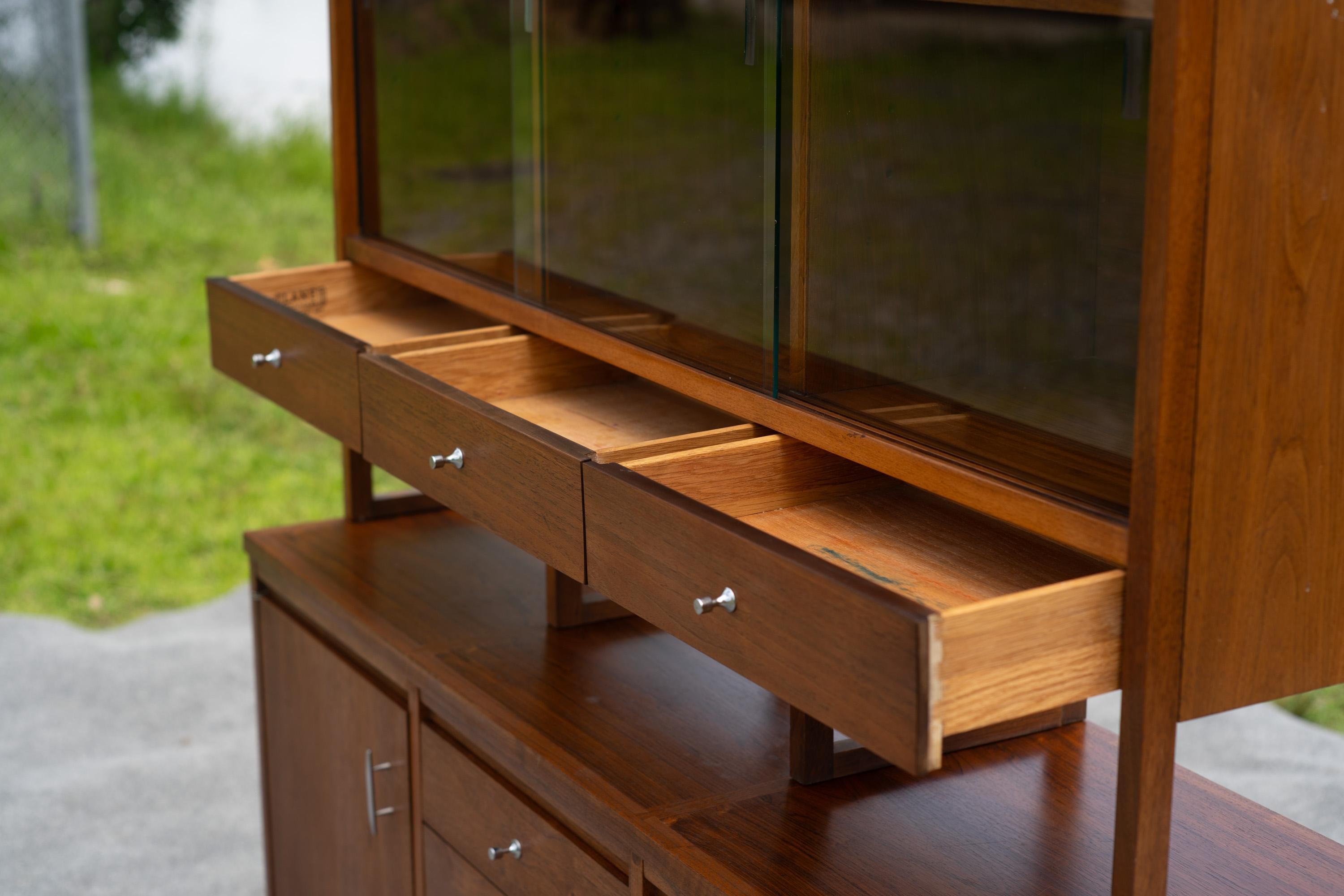 Paul McCobb for Lane Delineator Walnut & Rosewood Cabinet & Bookshelf 271-62/63 For Sale 9