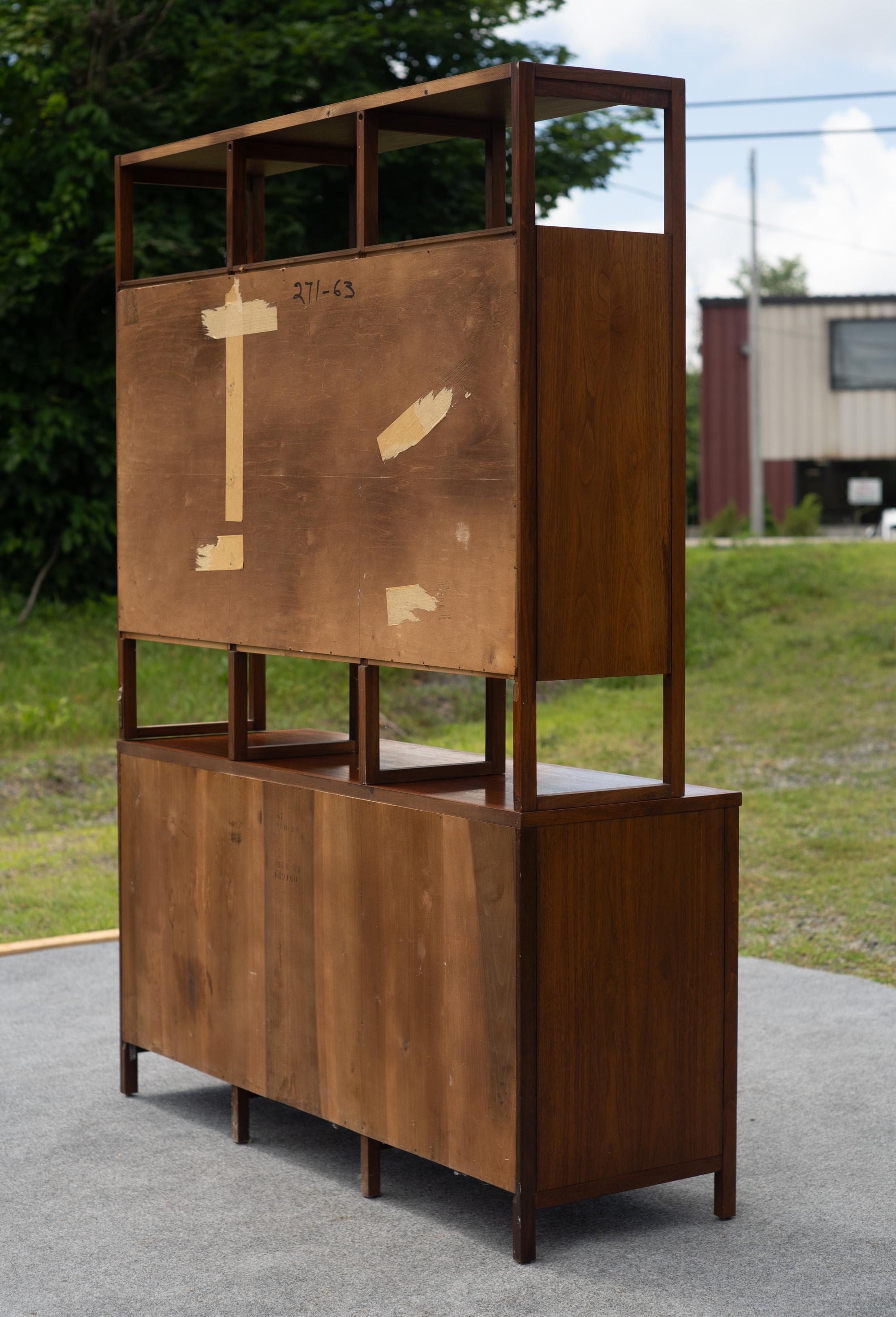 Paul McCobb for Lane Delineator Walnut & Rosewood Cabinet & Bookshelf 271-62/63 For Sale 12