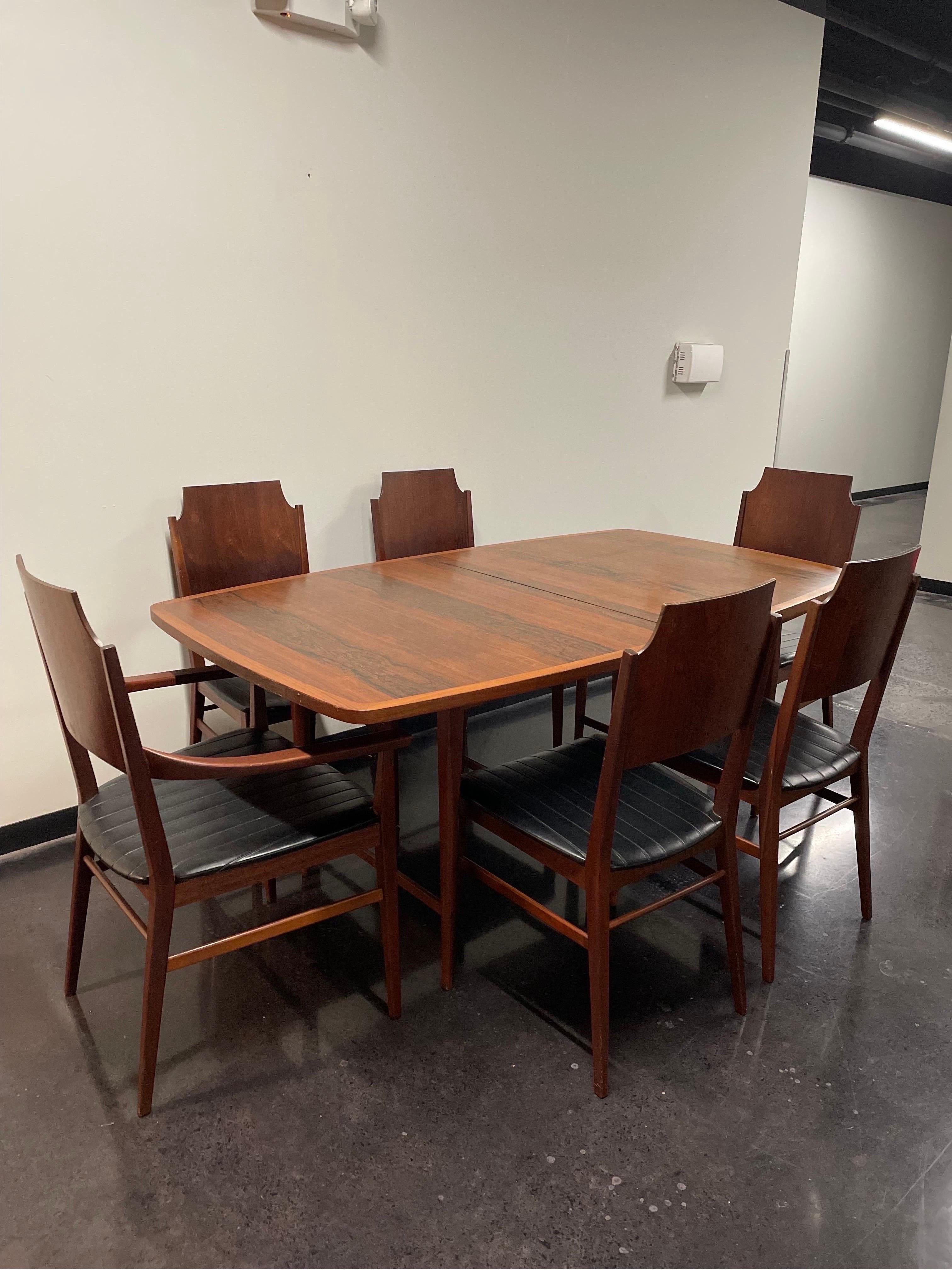 Paul McCobb for Lane Dining Table Set In Good Condition For Sale In Philadelphia, PA