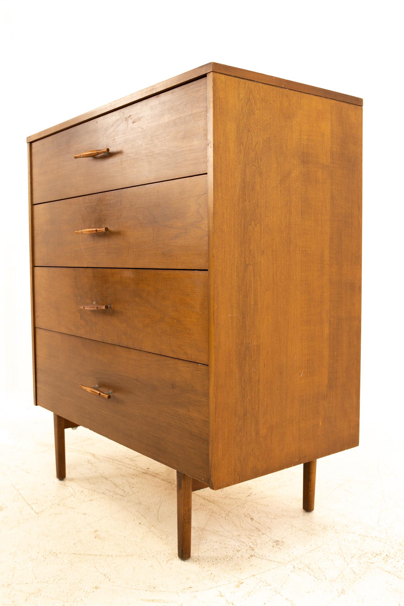 Paul McCobb for Planner Group Mid Century 4 Drawer Dresser In Good Condition In Countryside, IL