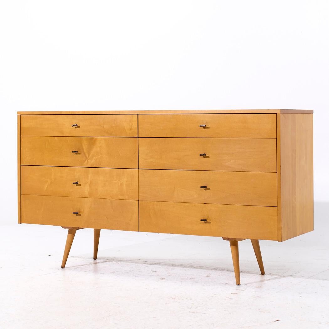 Mid-Century moderno Paul McCobb per Planner Group Comò basso a 8 cassetti del Medioevo in vendita