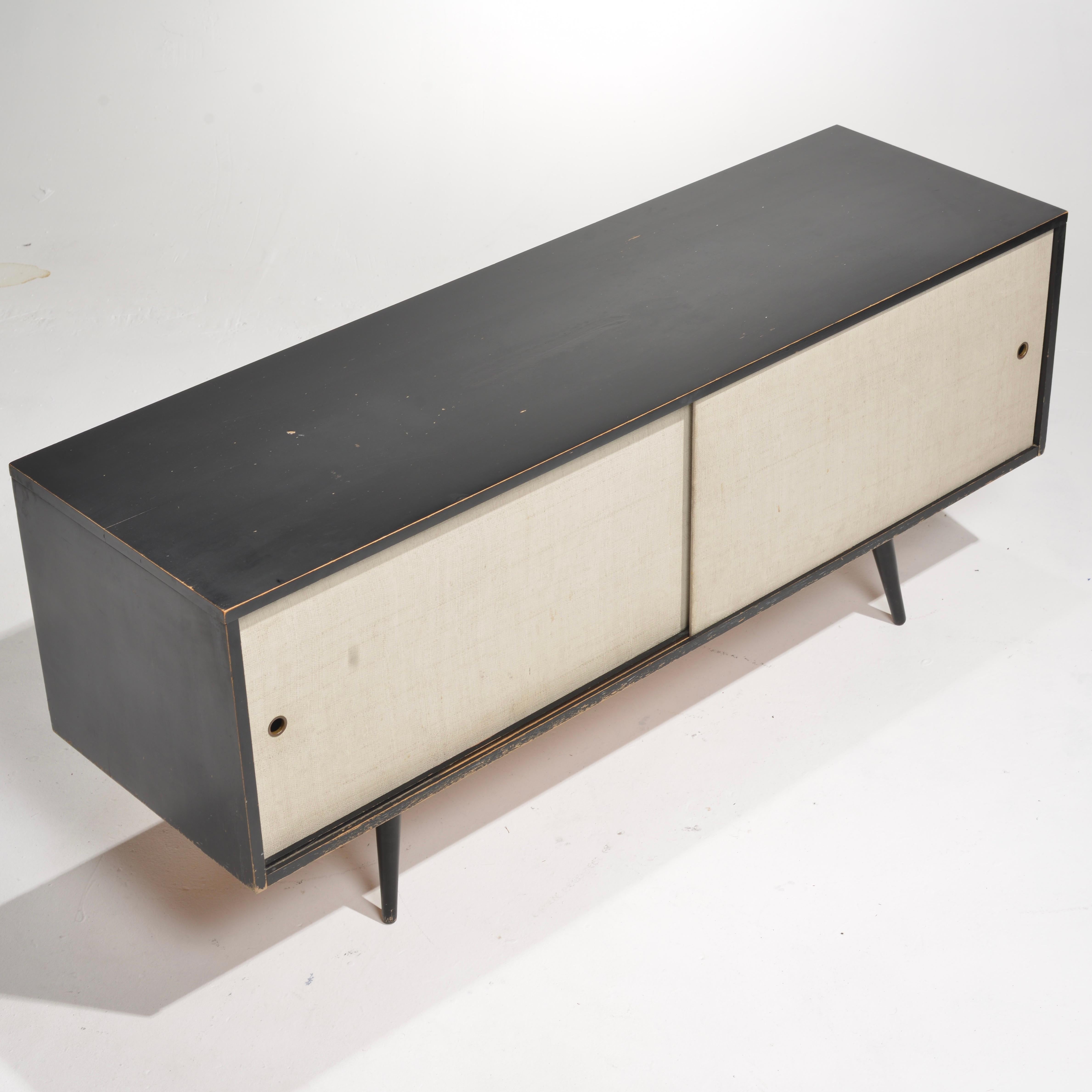 Paul McCobb for Planner Group Mid Century Black Lacquer Low Credenza For Sale 4