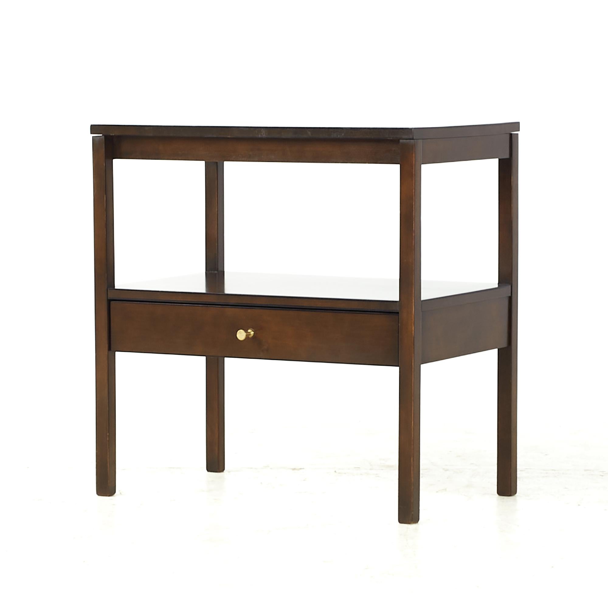 Mid-Century Modern Paul McCobb for Planner Group Midcentury Nightstand For Sale