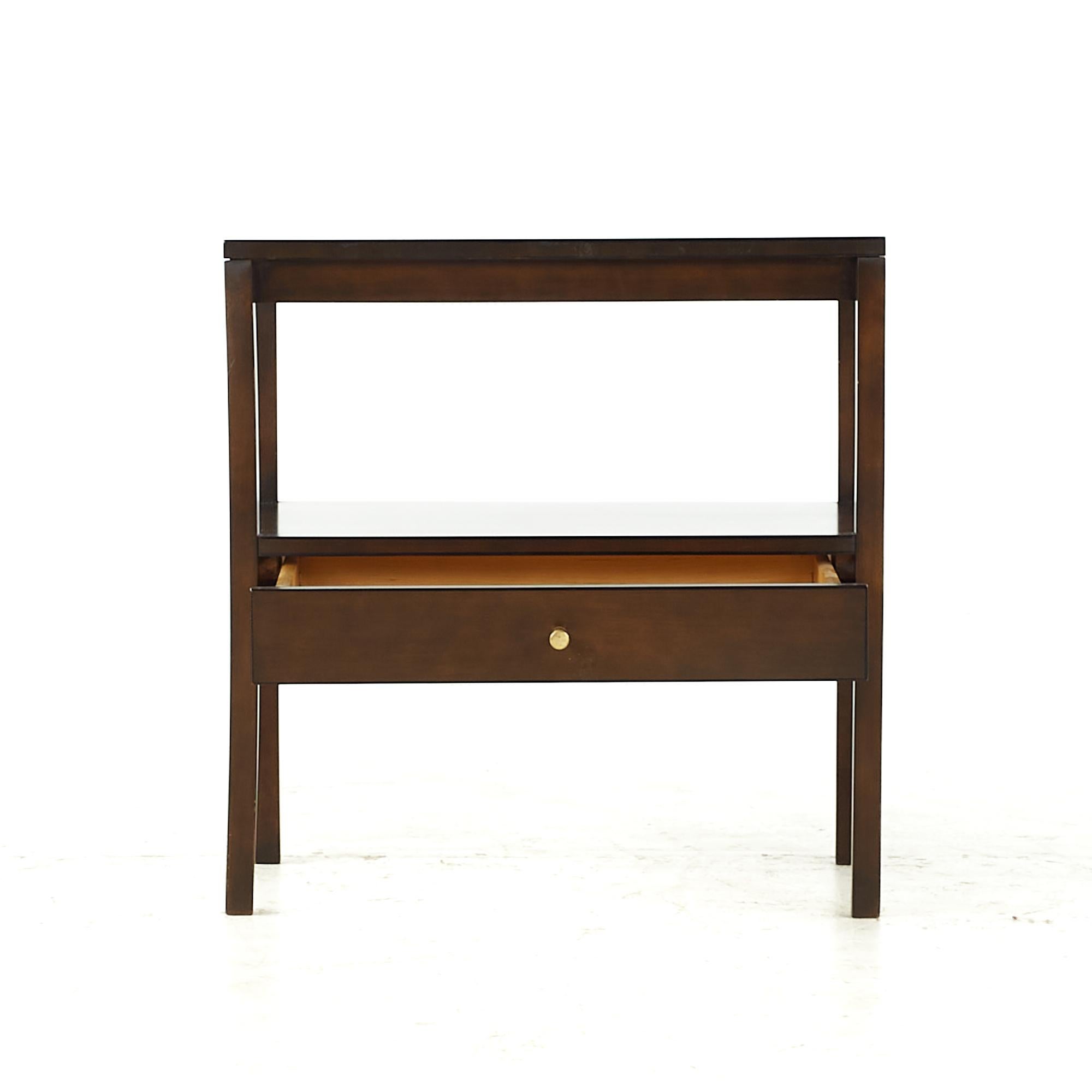 Paul McCobb for Planner Group Midcentury Nightstand For Sale 1