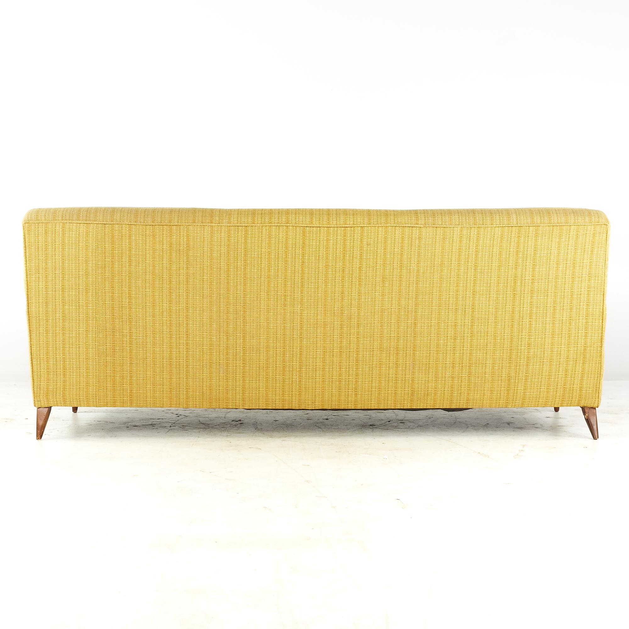 Paul McCobb for Planner Group Midcentury Sofa In Good Condition For Sale In Countryside, IL