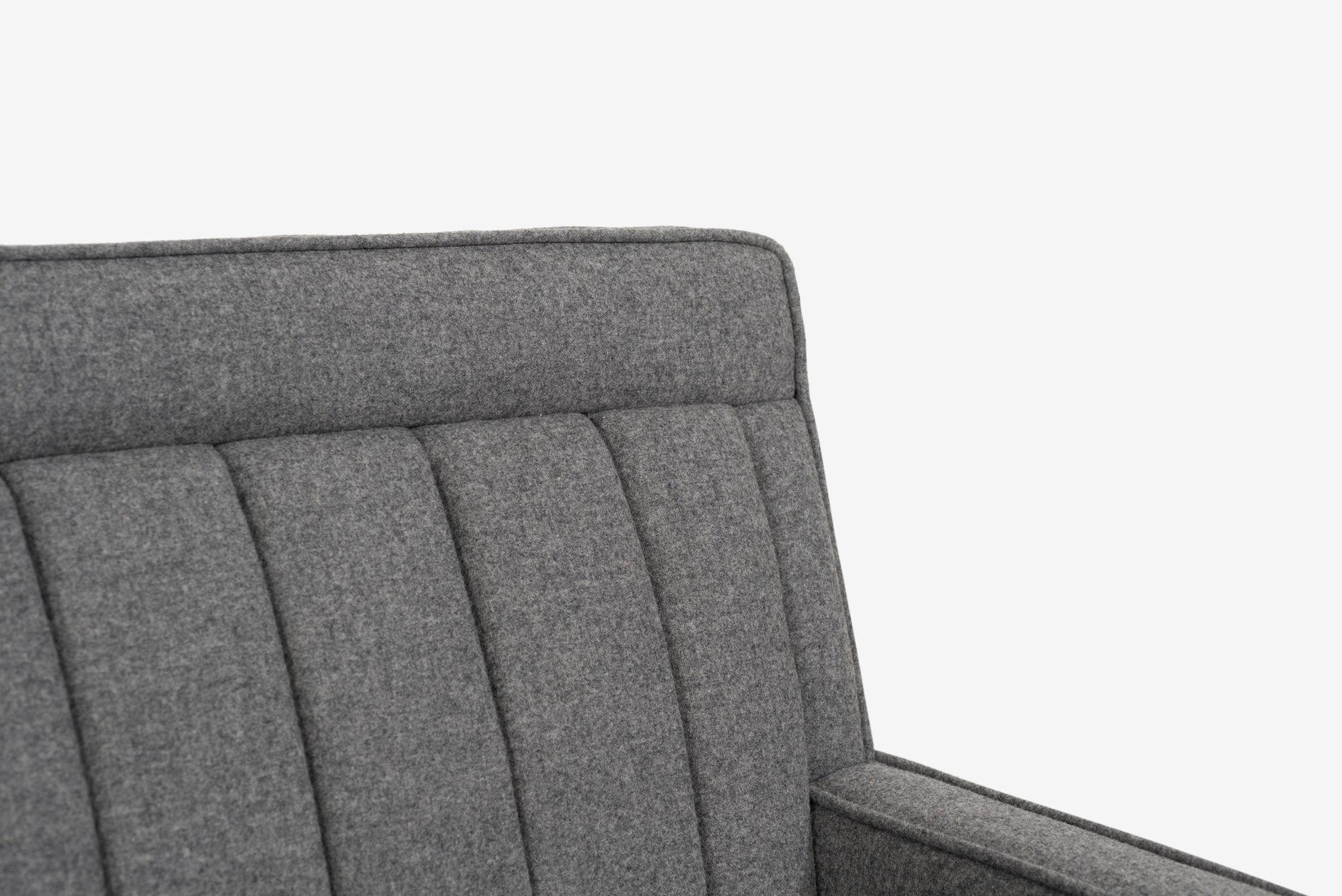 Paul McCobb for Widdicomb Chanel back Three-Seat Sofa For Sale 5