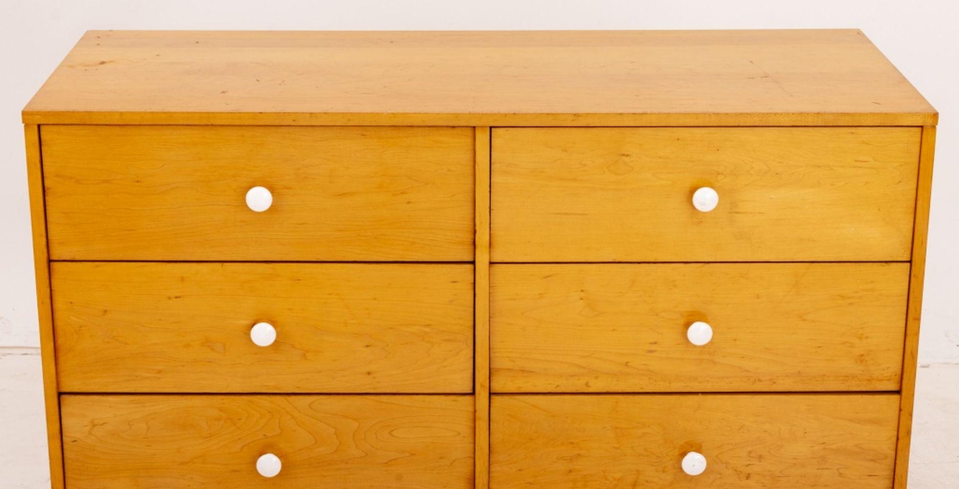 Mid-Century moderno Paul McCobb per Winchendon Cassettone in legno biondo in vendita
