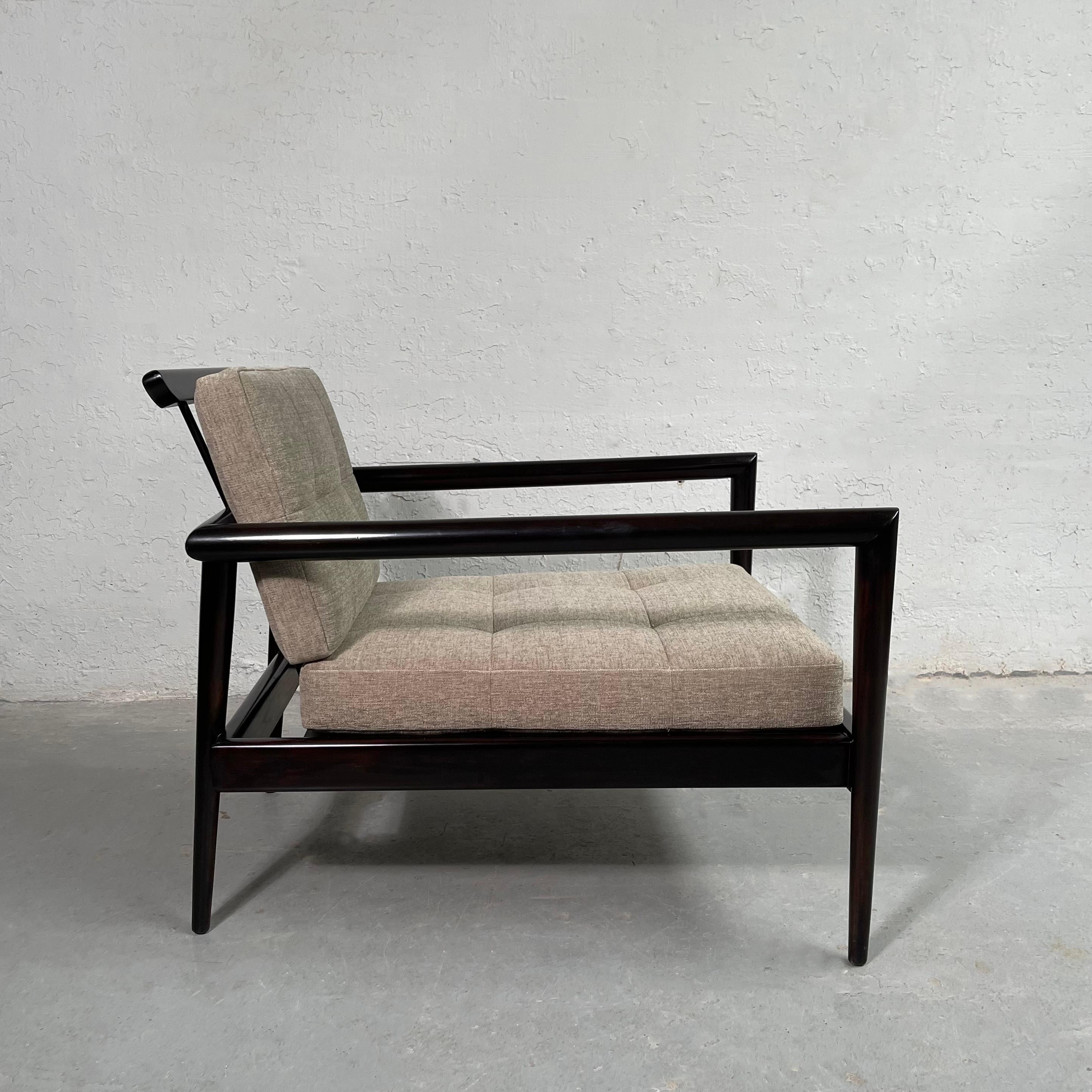 Paul McCobb für Winchendon Ahorn Spindle Back Lounge Chair (Moderne der Mitte des Jahrhunderts) im Angebot