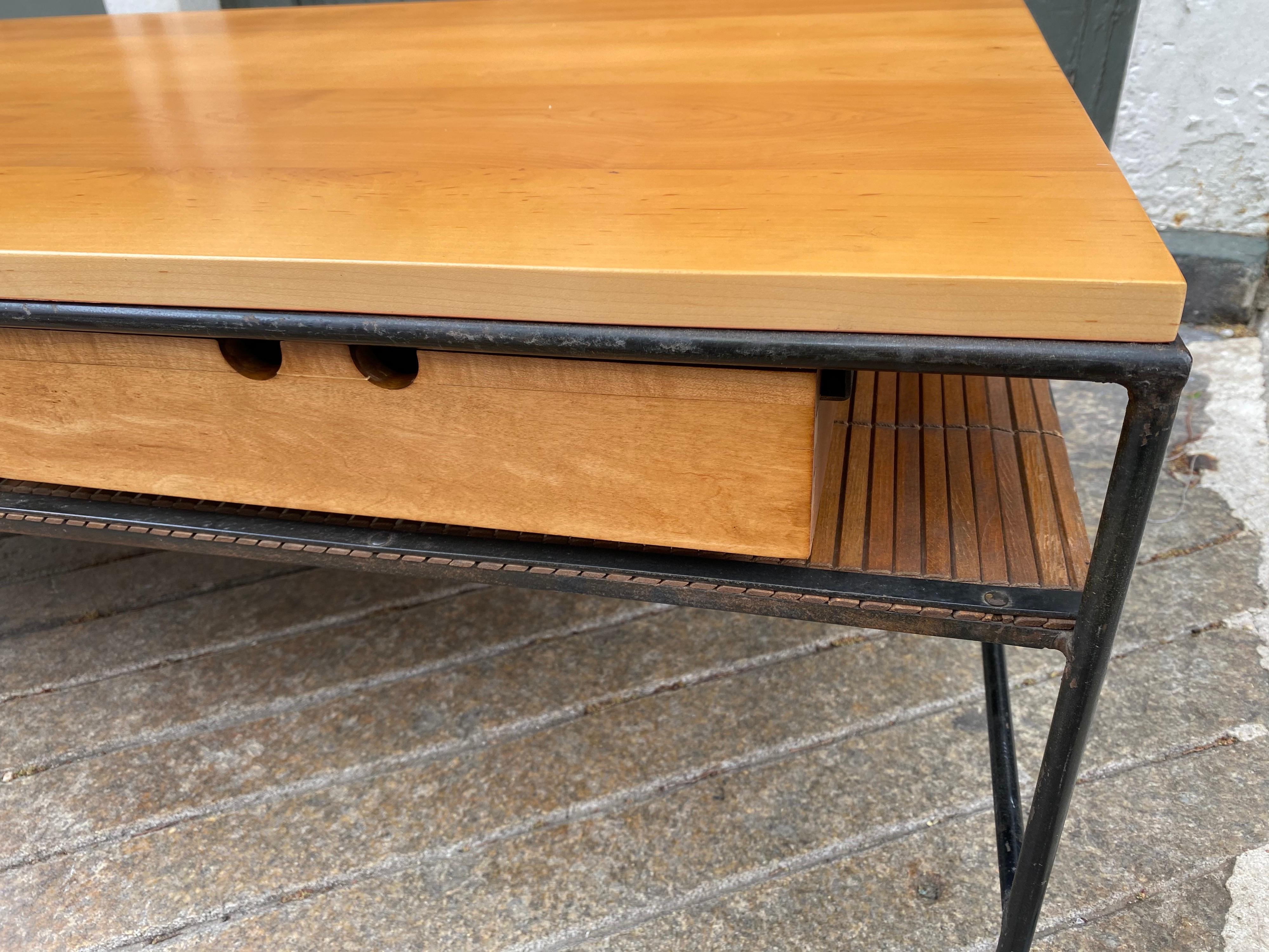 Paul McCobb for Winchendon Planner Group Coffee Table In Good Condition In Philadelphia, PA