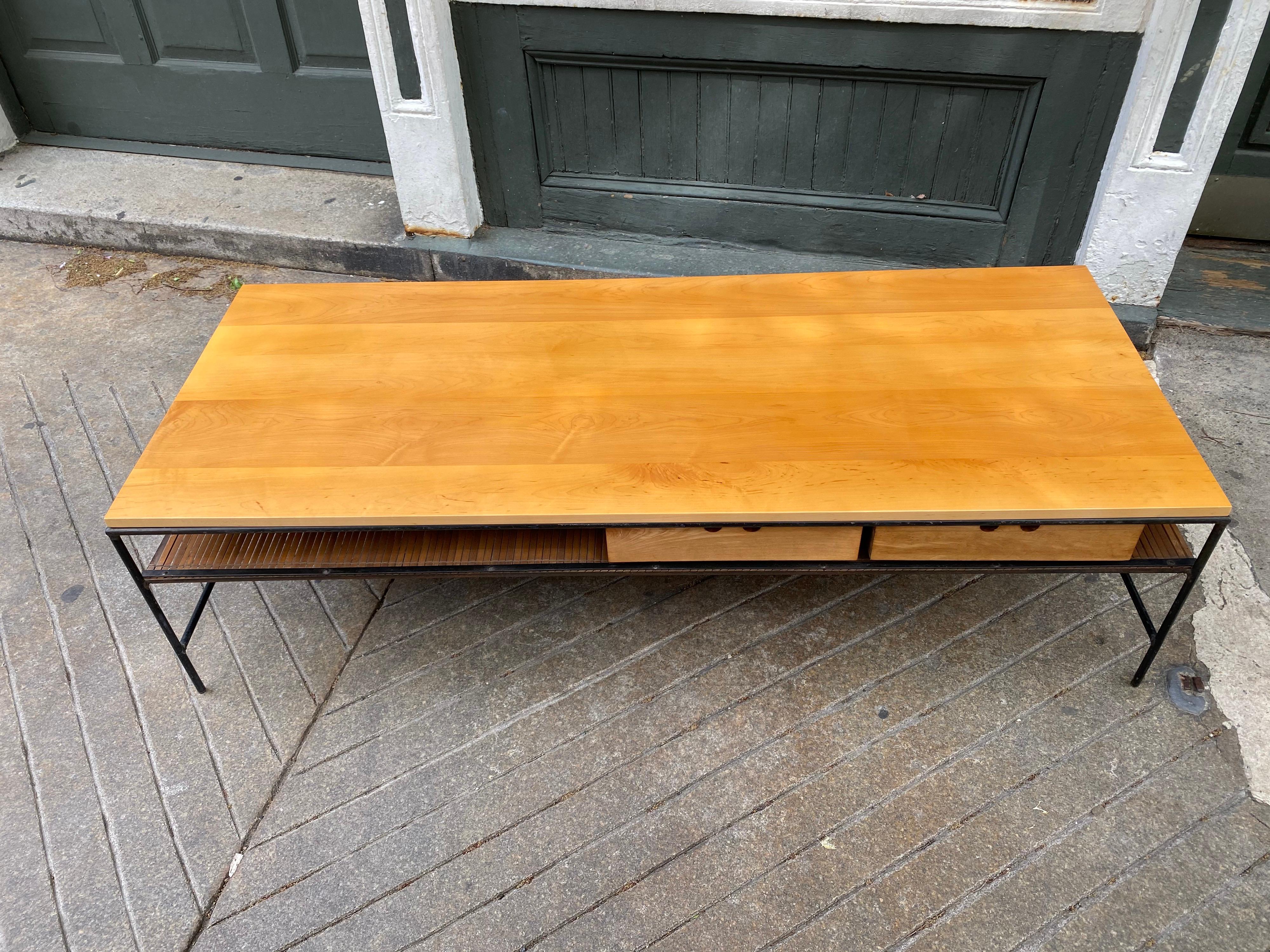 Mid-20th Century Paul McCobb for Winchendon Planner Group Coffee Table