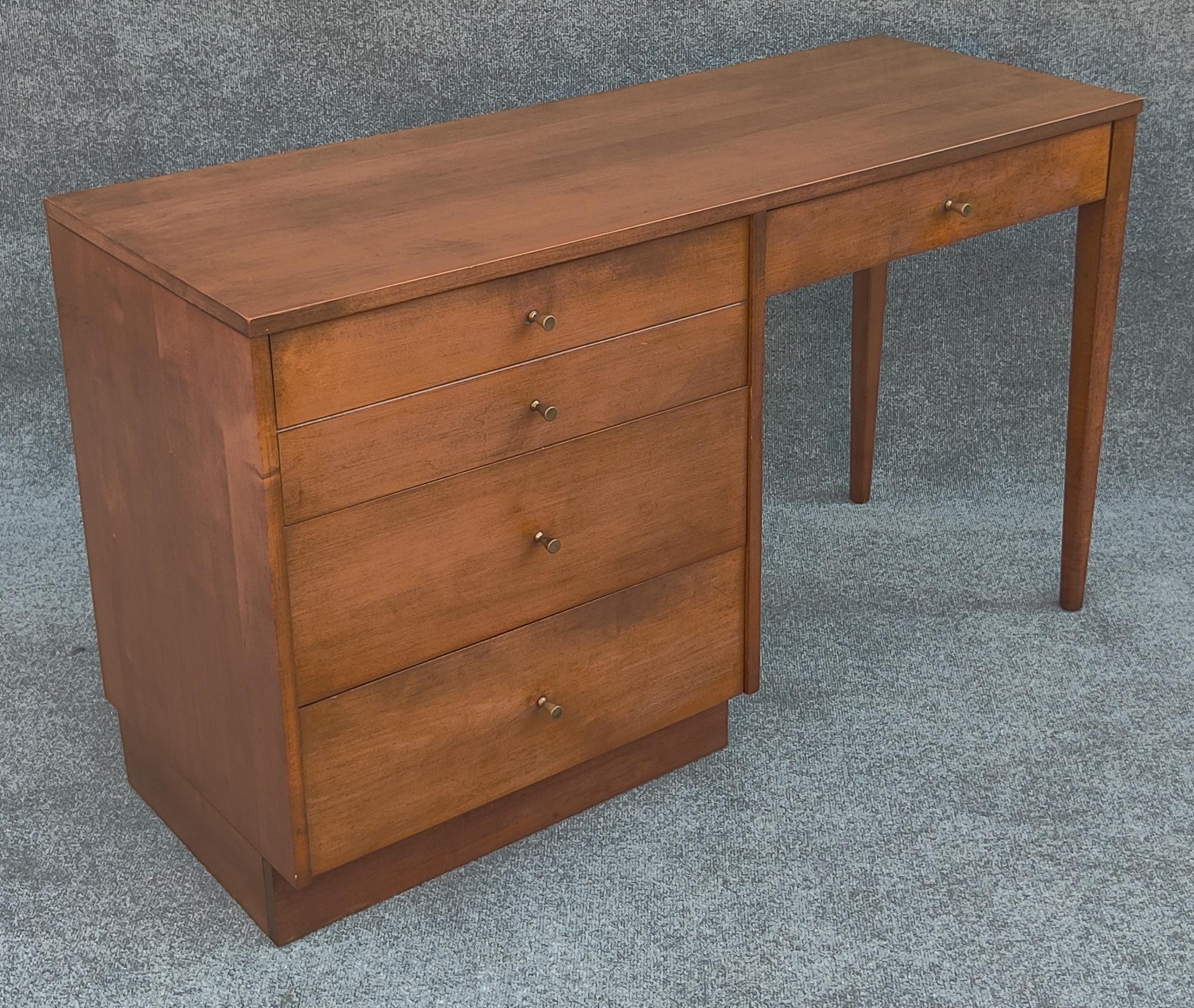 Turned Paul McCobb for Winchendon Walnut Stain Maple #1560 Desk & Spindle Chair  For Sale