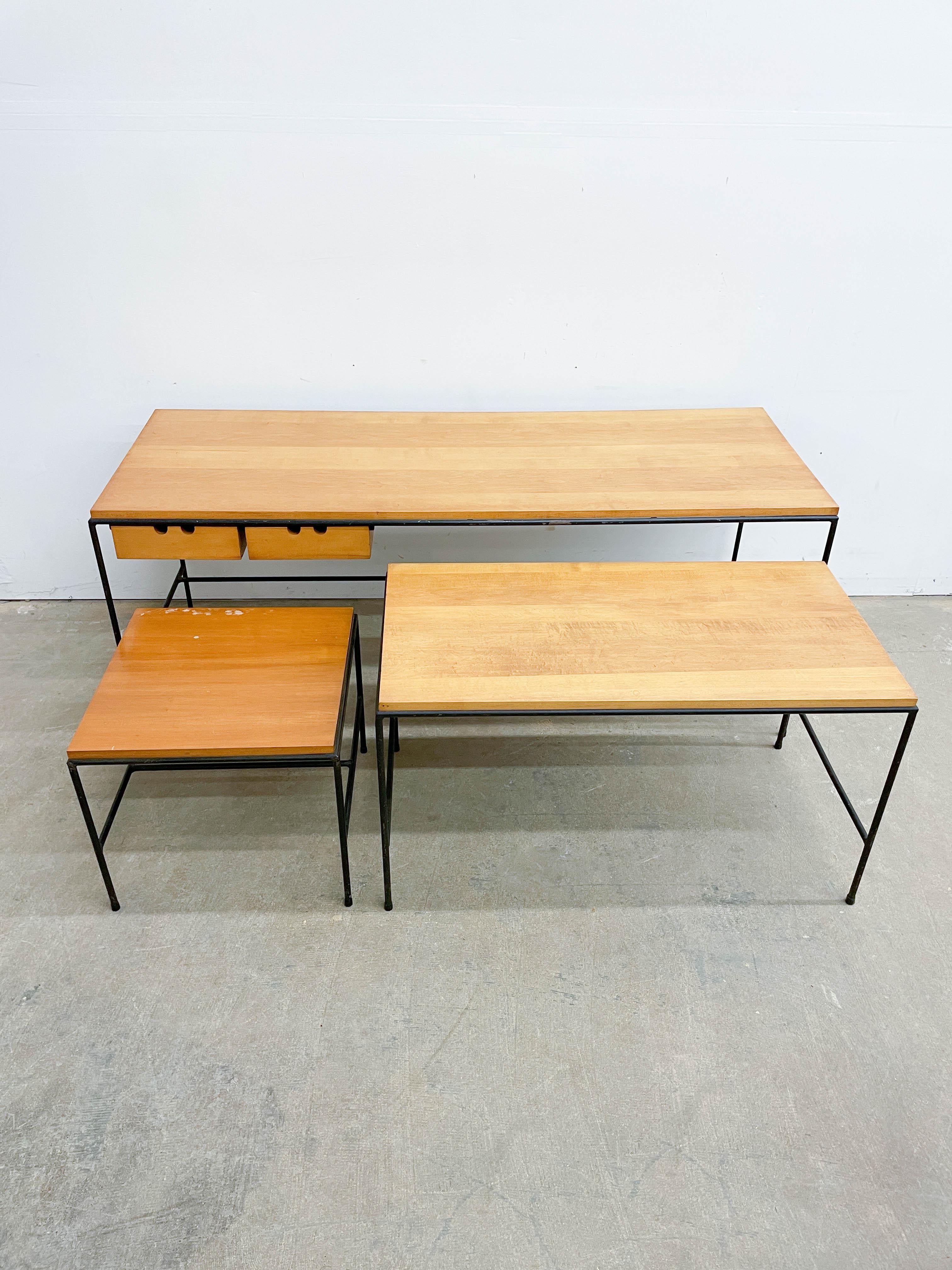 Paul McCobb Iron Leg Nesting tables with drawers In Good Condition For Sale In Kalamazoo, MI