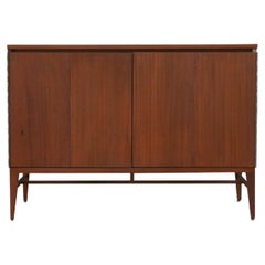 Crédence Irwin Collection avec portes à deux volets de Paul McCobb