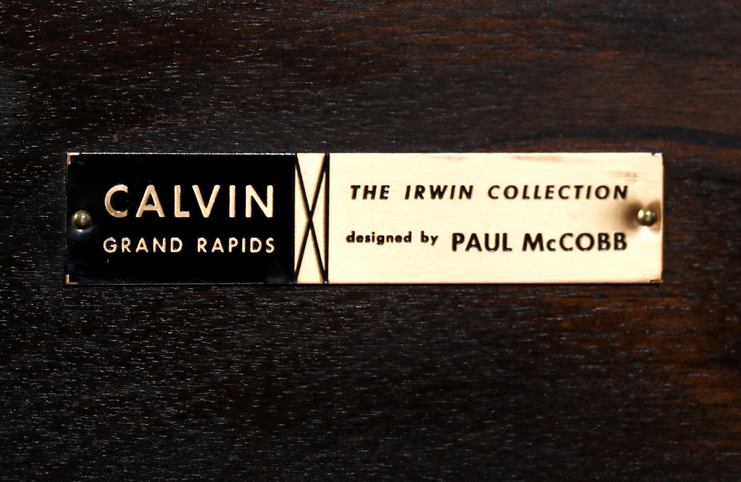 Crédence Paul McCobb « Irwin Collection » avec plateau en pierre de travertin et touches de laiton en vente 11