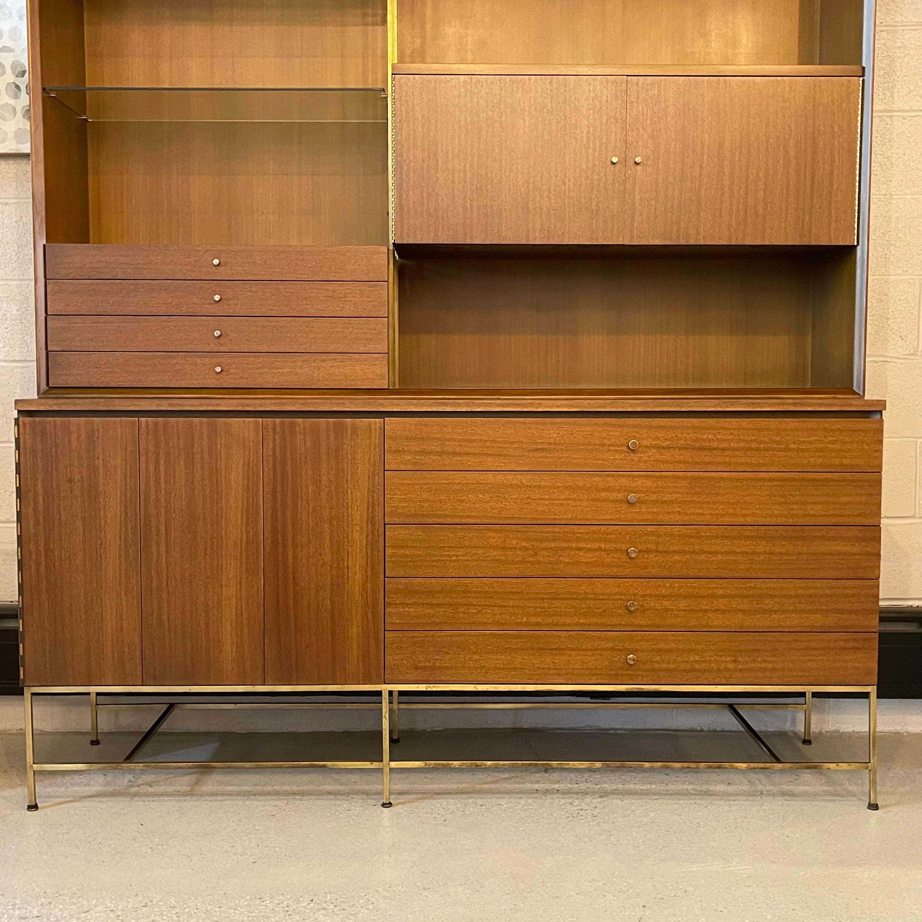 Paul McCobb, Irwin Collection for Calvin Wall Unit Hutch Credenza In Good Condition For Sale In Brooklyn, NY