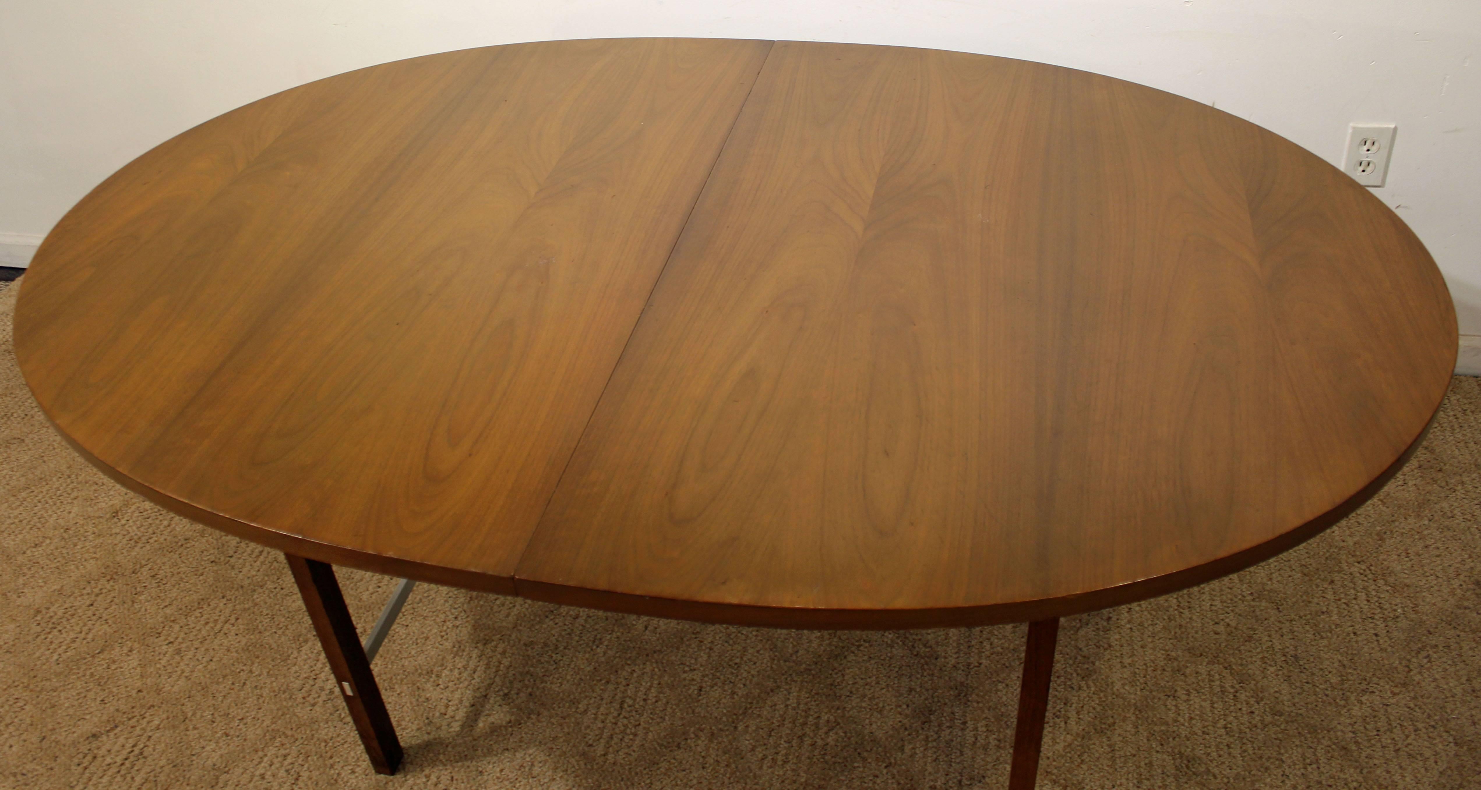 American Paul McCobb Irwin Collection for Calvin Walnut Dining Table