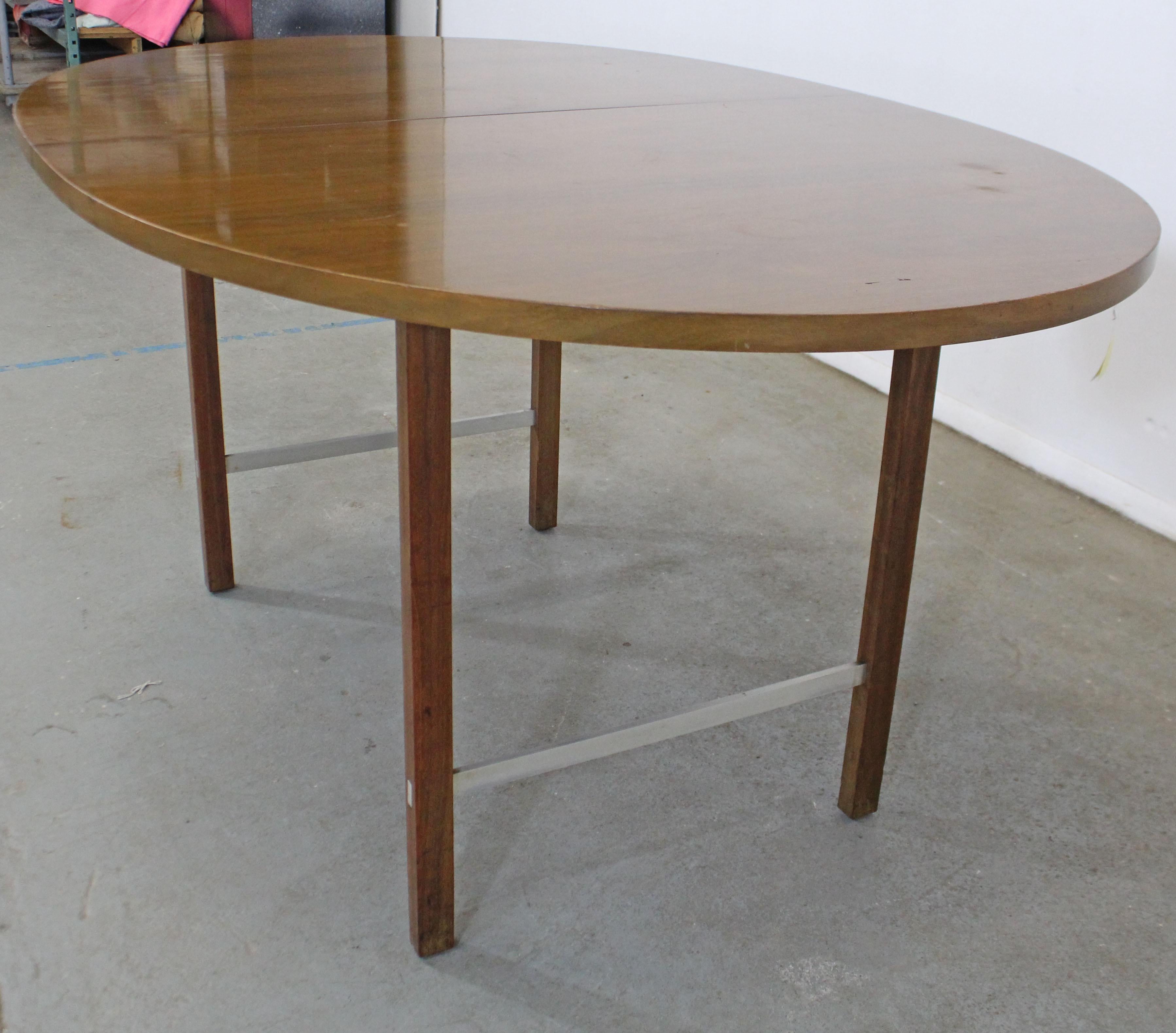 American Paul McCobb Irwin Collection for Calvin Walnut Dining Table For Sale