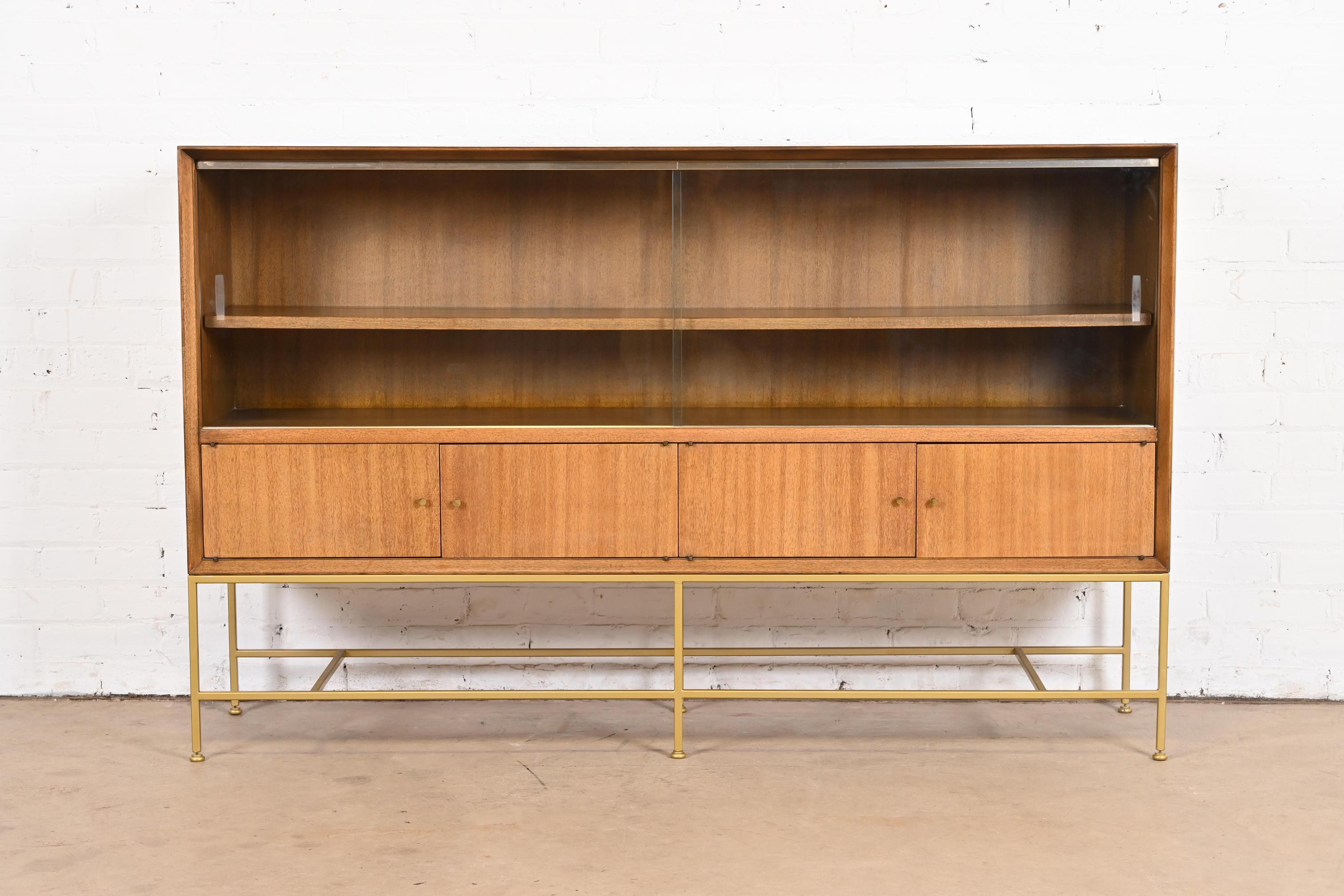 An exceptional Mid-Century Modern bookcase or bar cabinet

By Paul McCobb for Directional and produced by Calvin Furniture, 