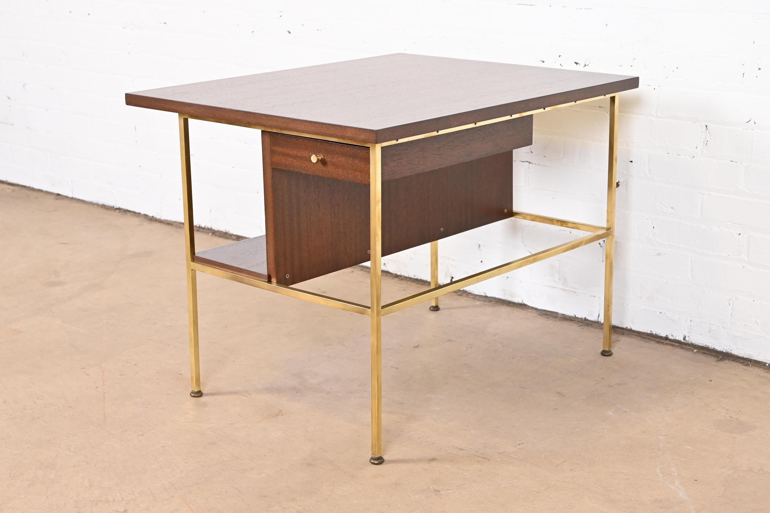 Paul McCobb Irwin Collection Mahogany and Brass Nightstand or Side Table, 1950s In Good Condition In South Bend, IN