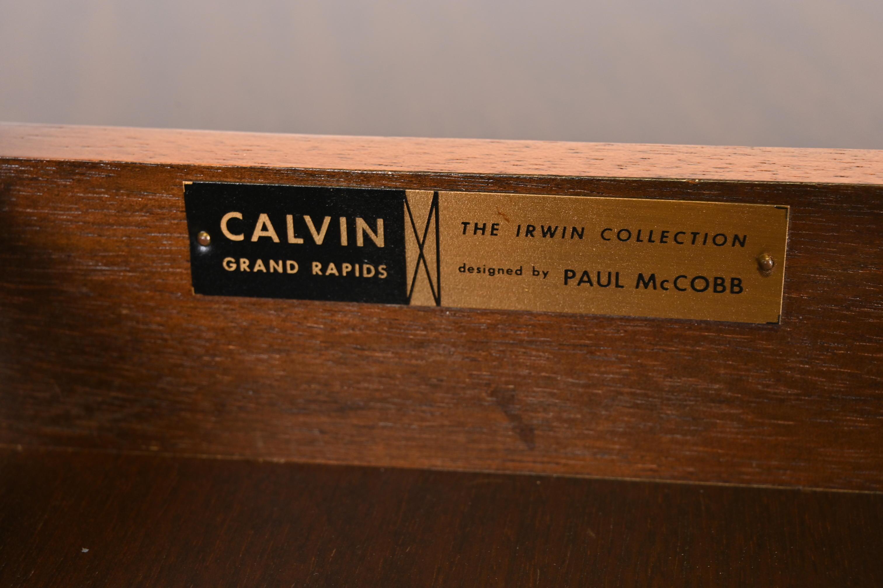 Paul McCobb Irwin Collection Mahogany and Brass Nightstands, Newly Refinished 4