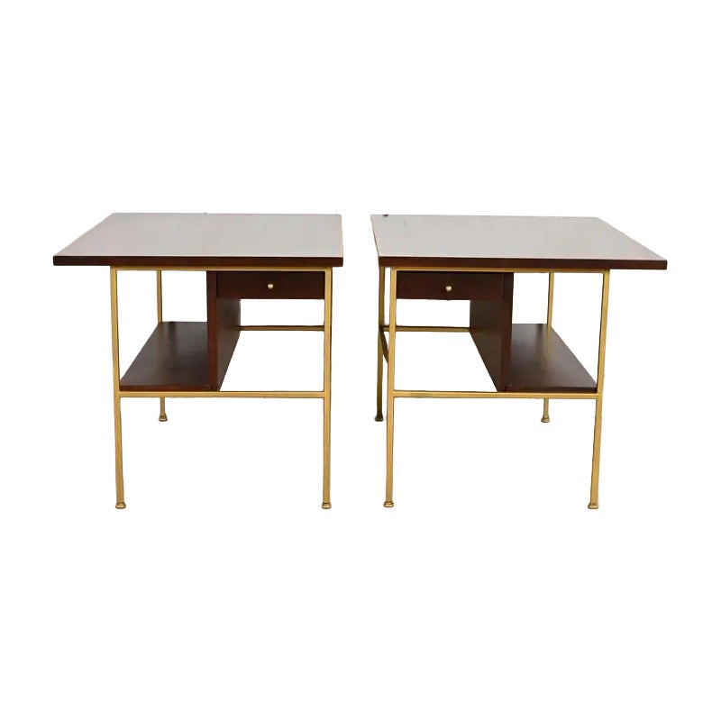 Tables de nuit ou d
appoint de la Collection IRWIN de Paul McCobb, nouvellement revernies