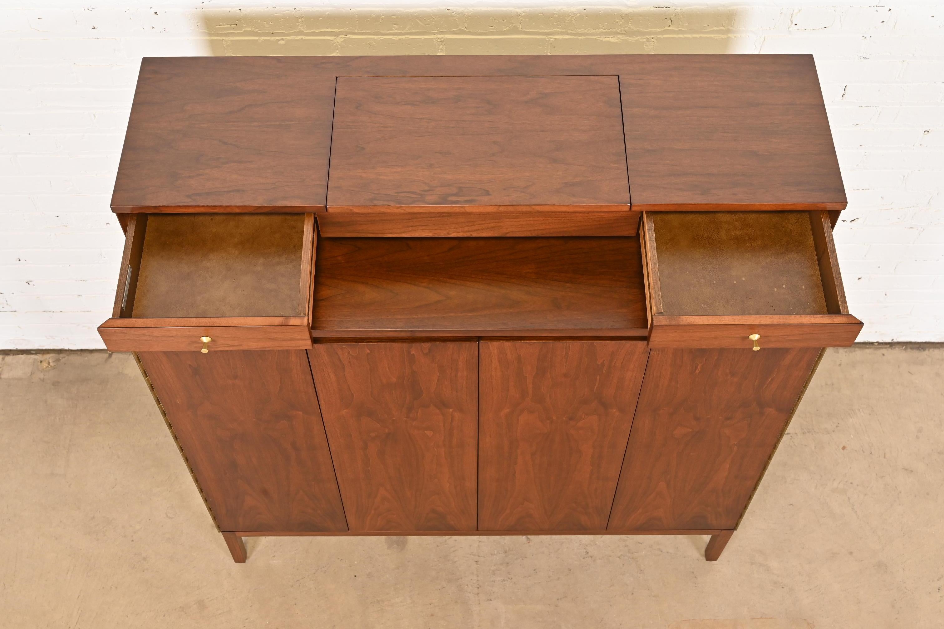 Paul McCobb Irwin Collection Walnut Gentleman's Chest, Newly Refinished For Sale 6