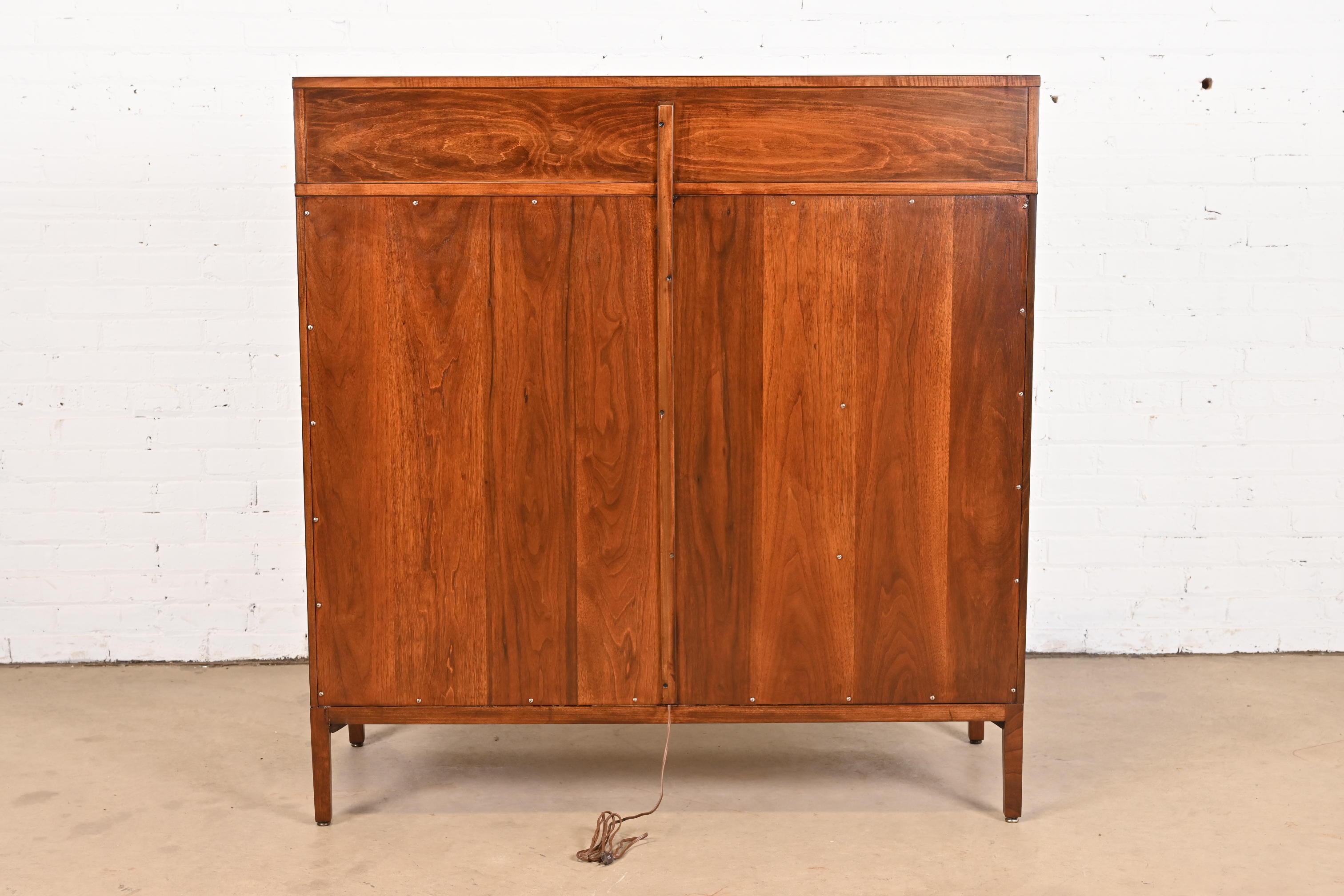 Paul McCobb Irwin Collection Walnut Gentleman's Chest, Newly Refinished For Sale 10