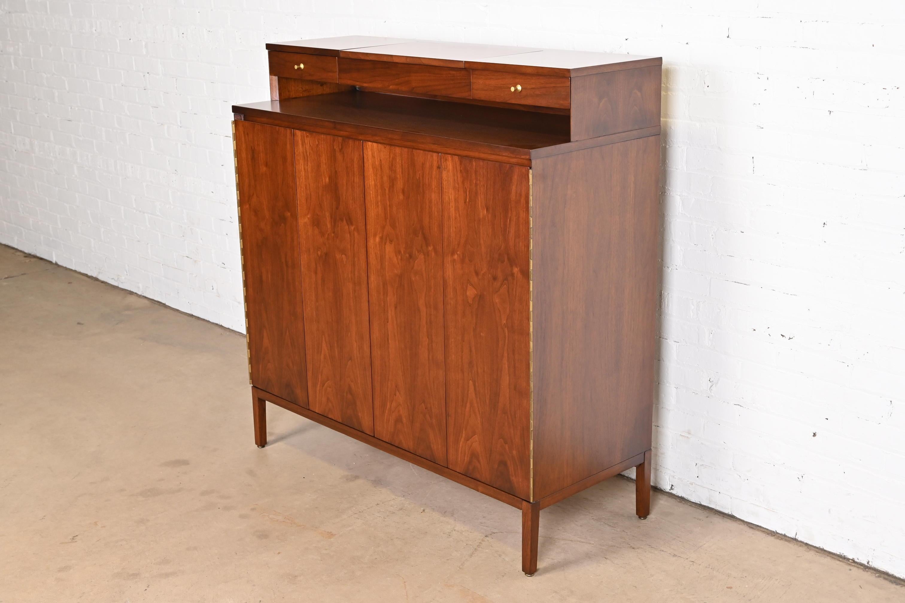 Mid-Century Modern Paul McCobb Irwin Collection Walnut Gentleman's Chest, Newly Refinished For Sale